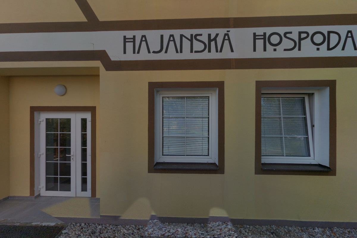 Obecní knihovna Hajany