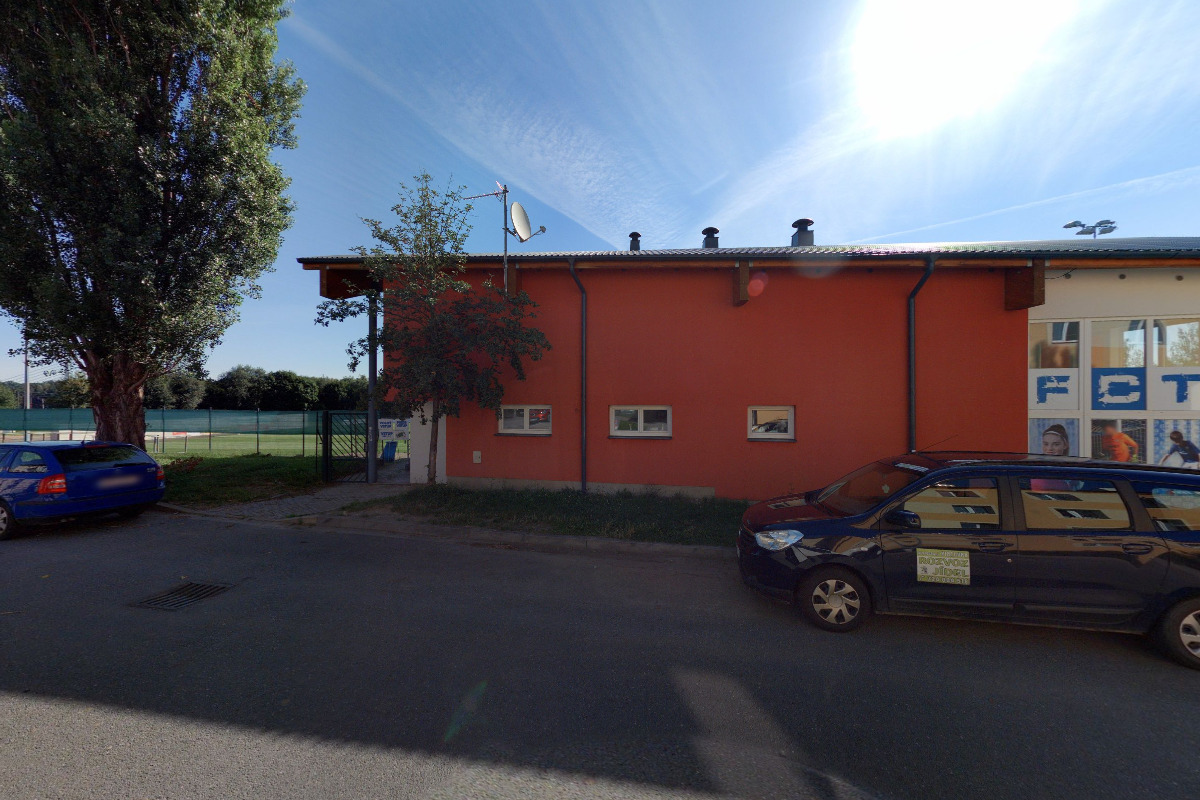 Fotbalové hřiště Kvapilova