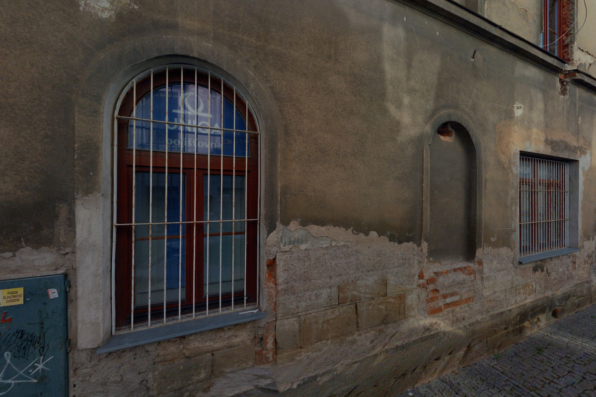 SL HOLDING CZ, s.r.o.