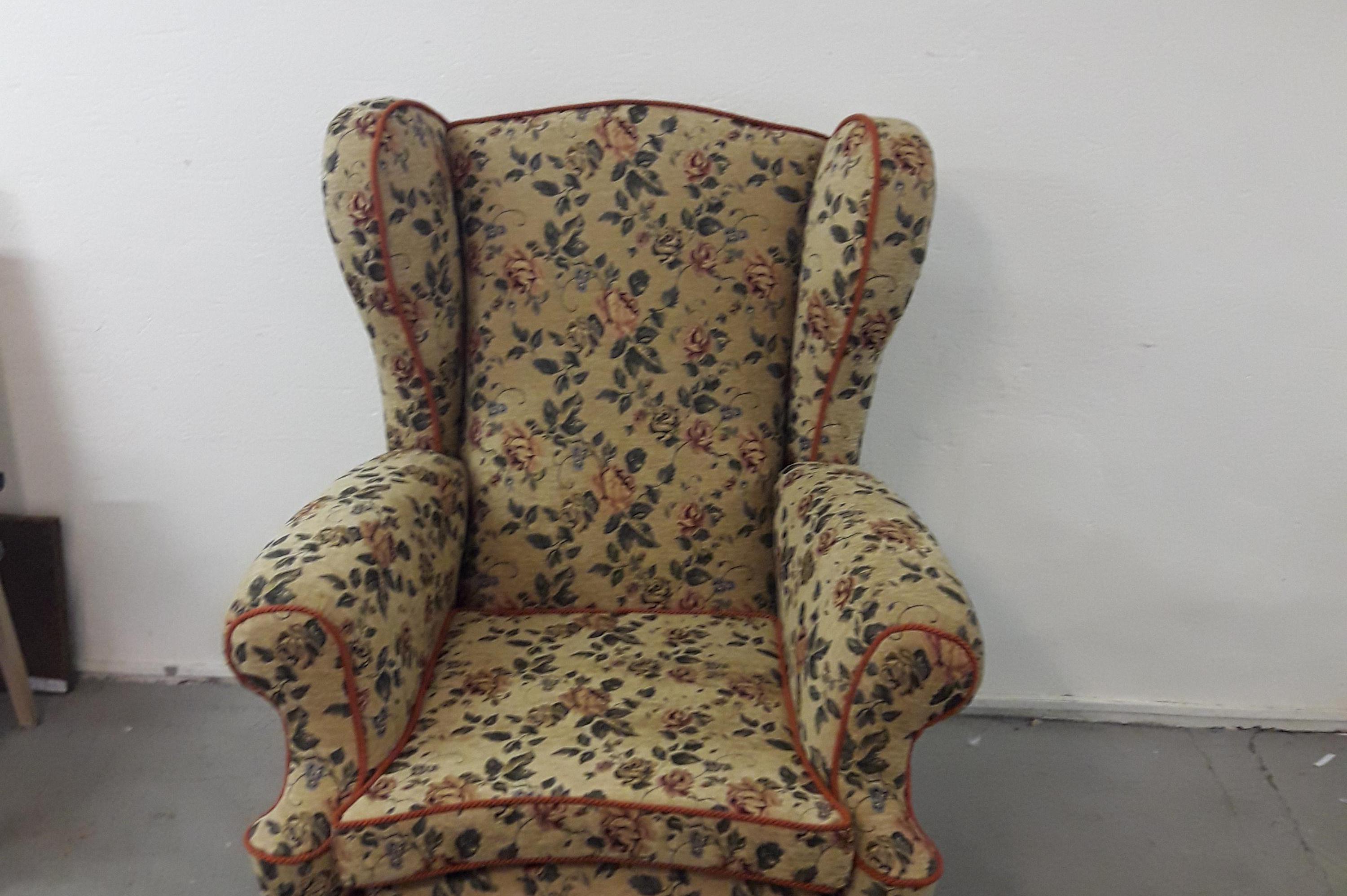 Čalounění čalouněného nábytku