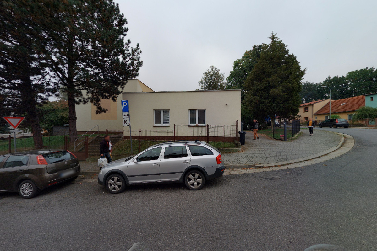 ZŠ Dačice, Bratrská