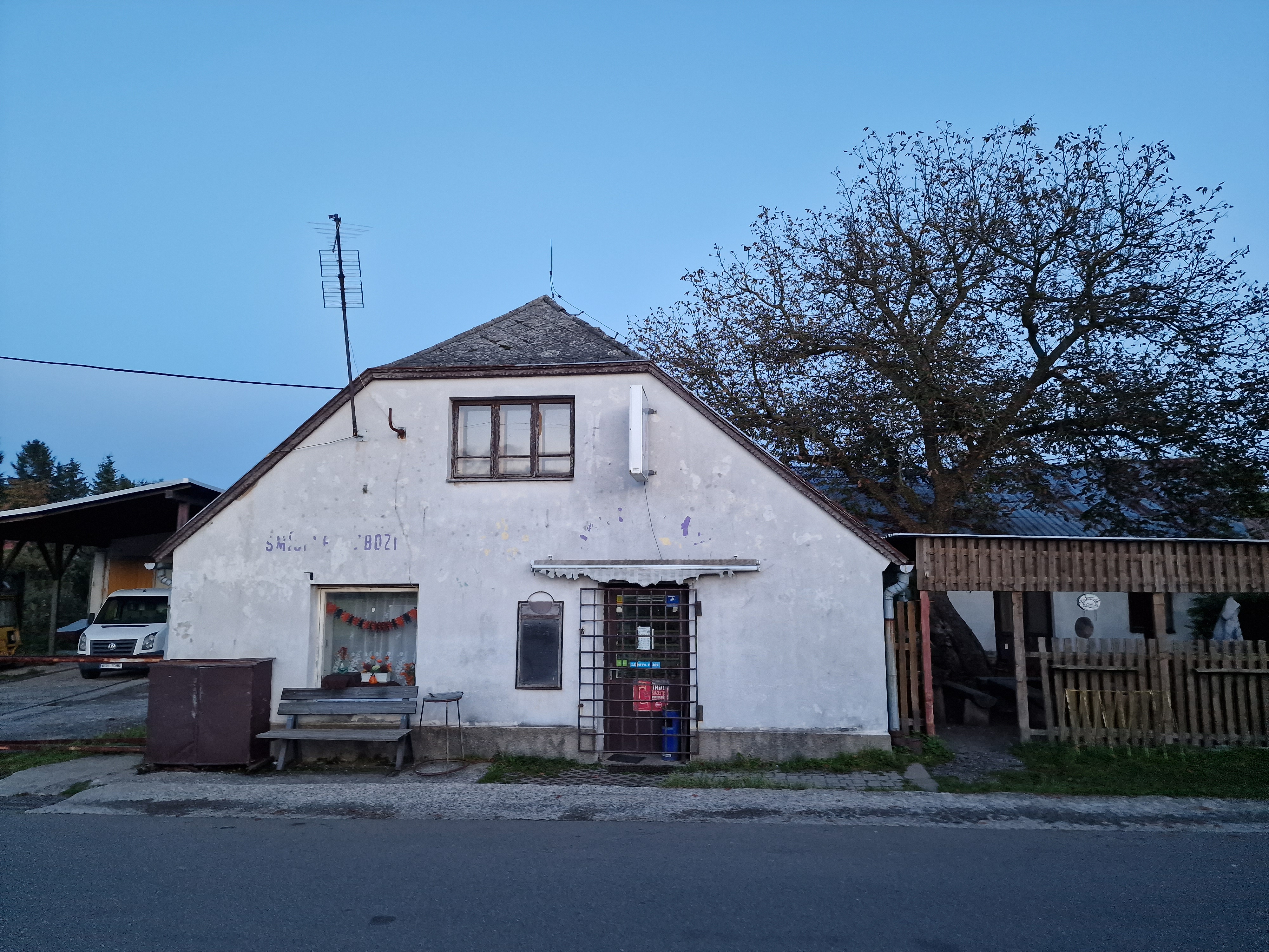 Smíšené zboží Obecnice foto 2