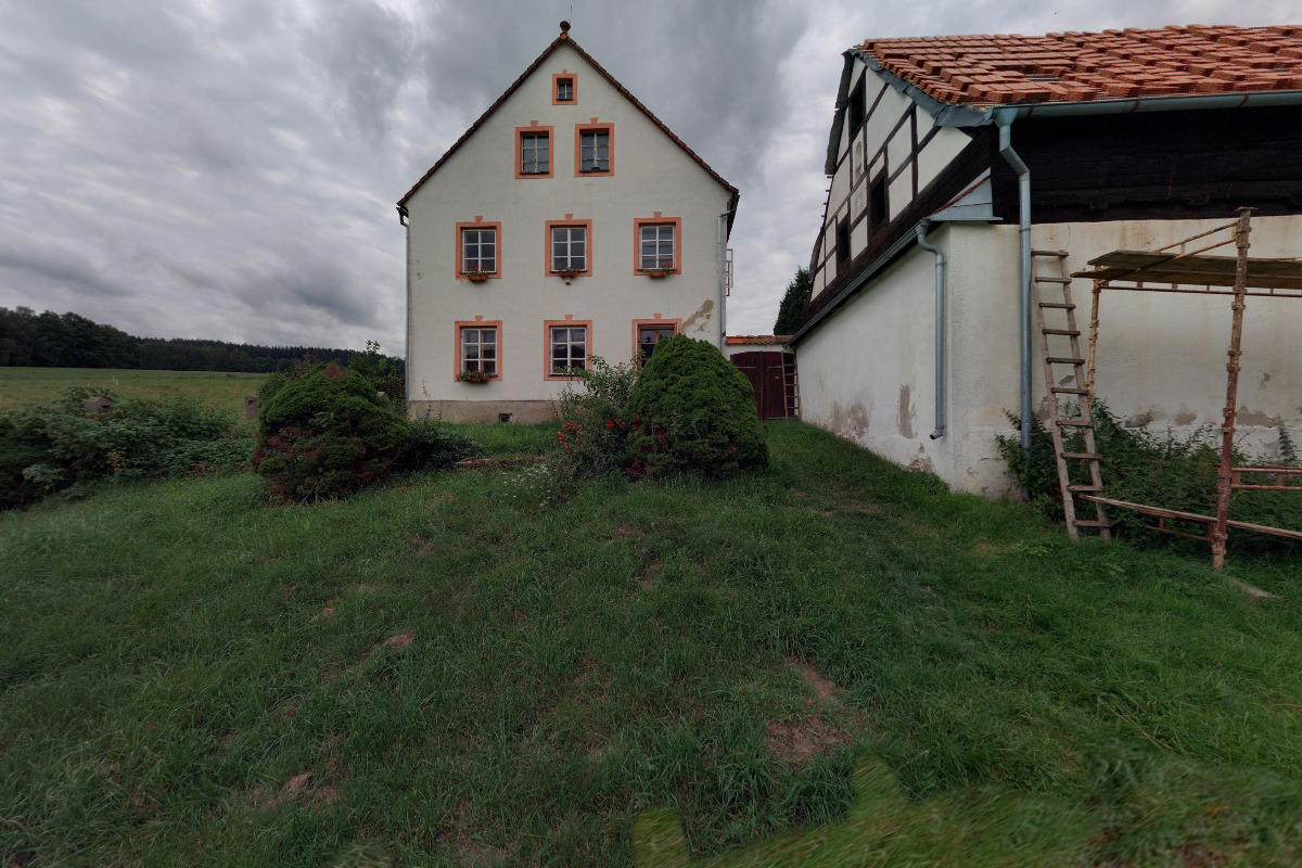 Dvorek na správném místě - Salajna 17