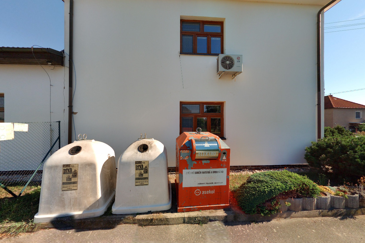 Obecní knihovna Býšť