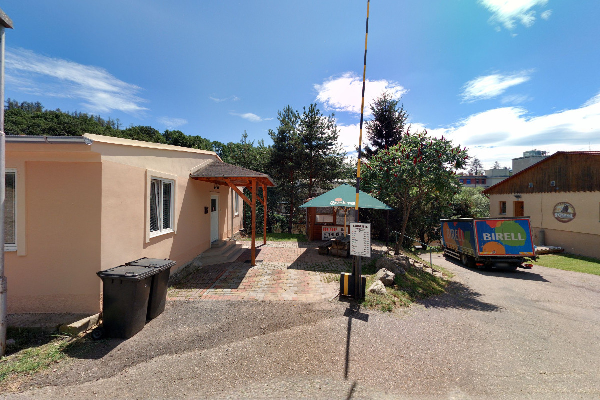 Půjčovna lodí a raftů V-servis foto 1