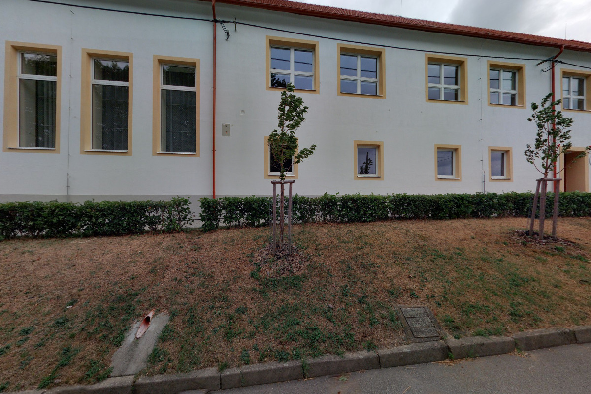 Multifunkční hřiště foto 2