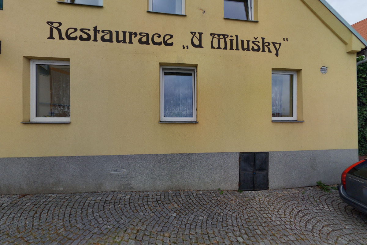 Restaurace U Kostela foto 3