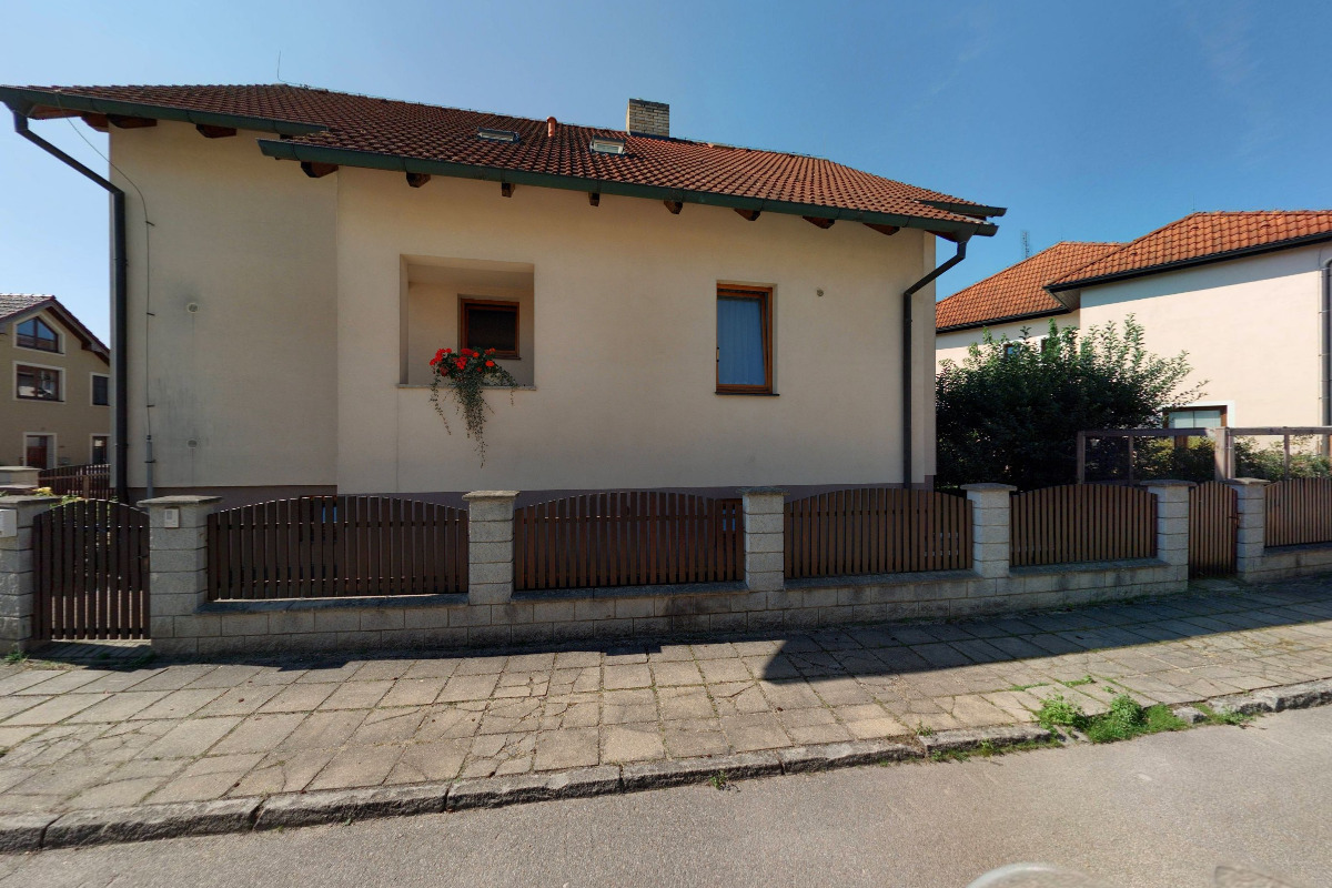 KOSTKA JH stavební společnost foto 2