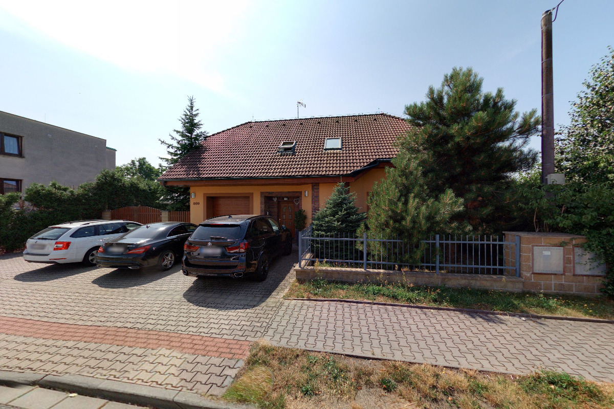 AUTOEXCELLENT, s.r.o.