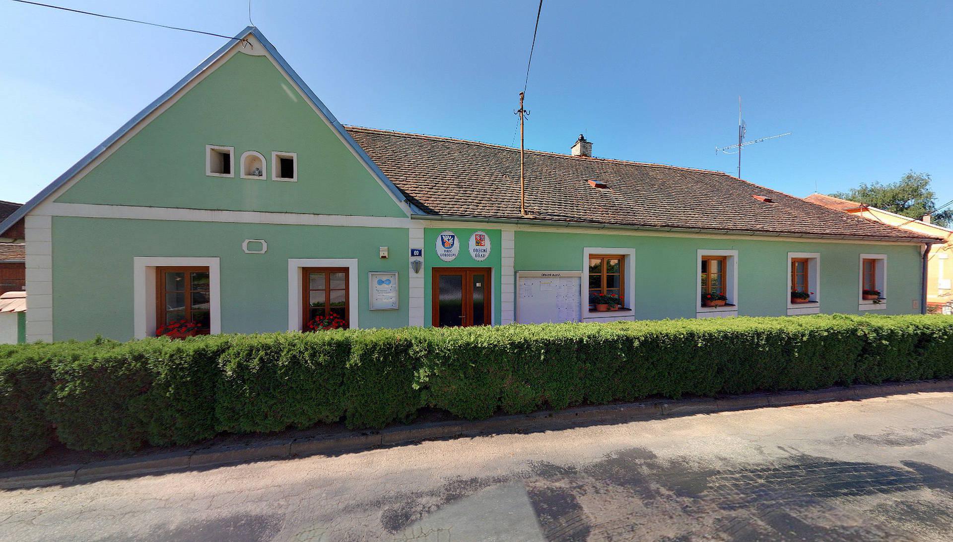 Korolupy - obecní úřad foto 5