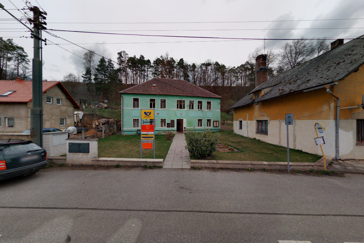 Dolní Krupá - obecní úřad foto 2