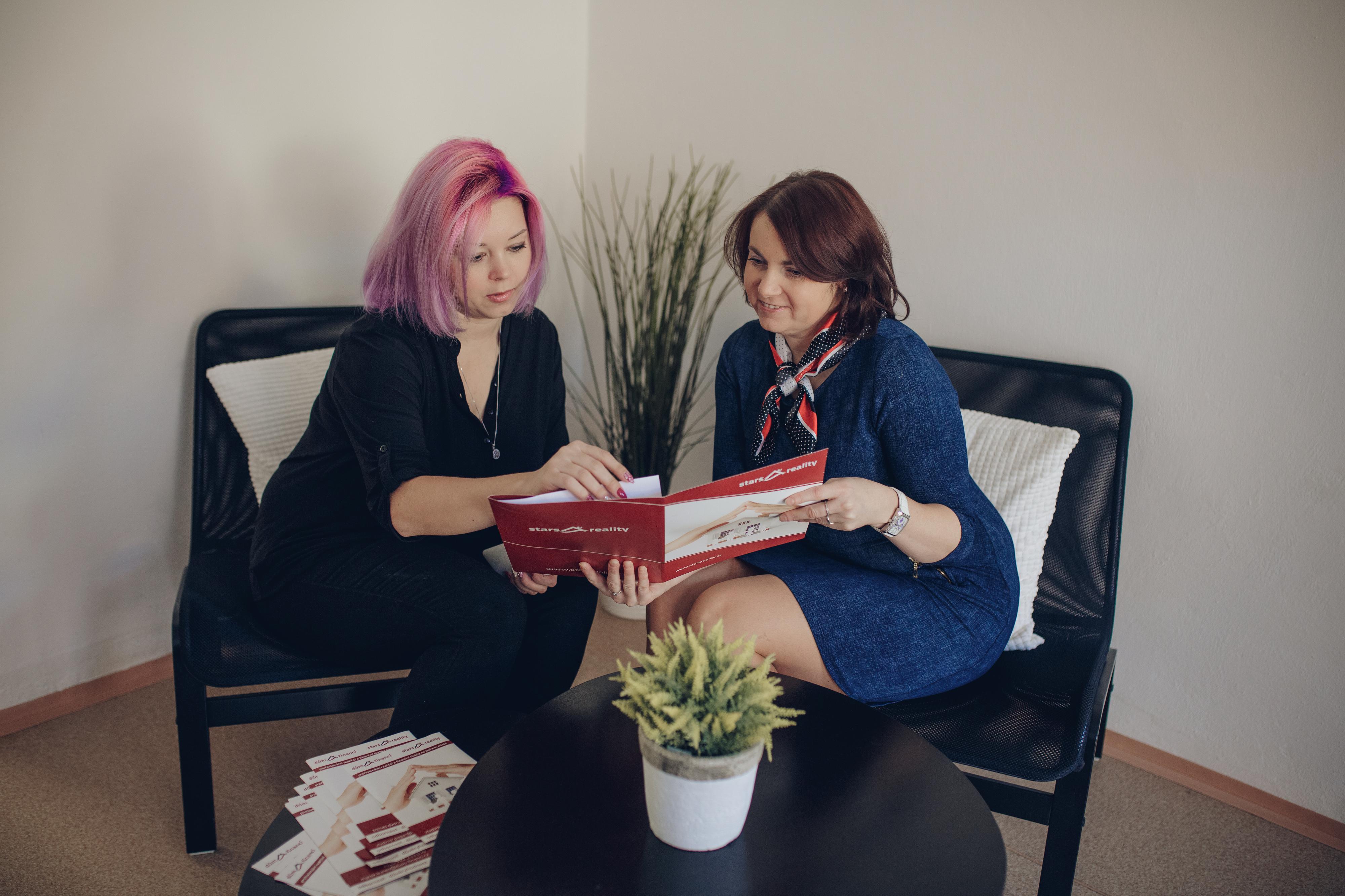 Adéla Dvořáková Realitní makléřka - QARA foto 2