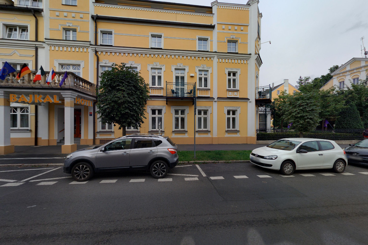Nabíjecí stanice na elektrokola Hotel Bajkal