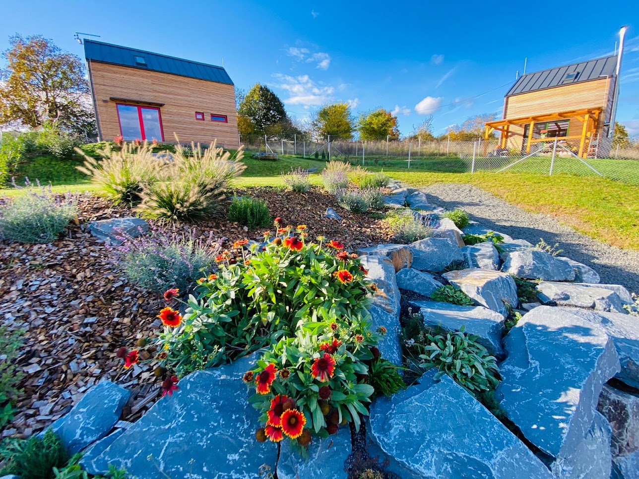 Blackgarden s.r.o. - Realizace zahrad foto 3