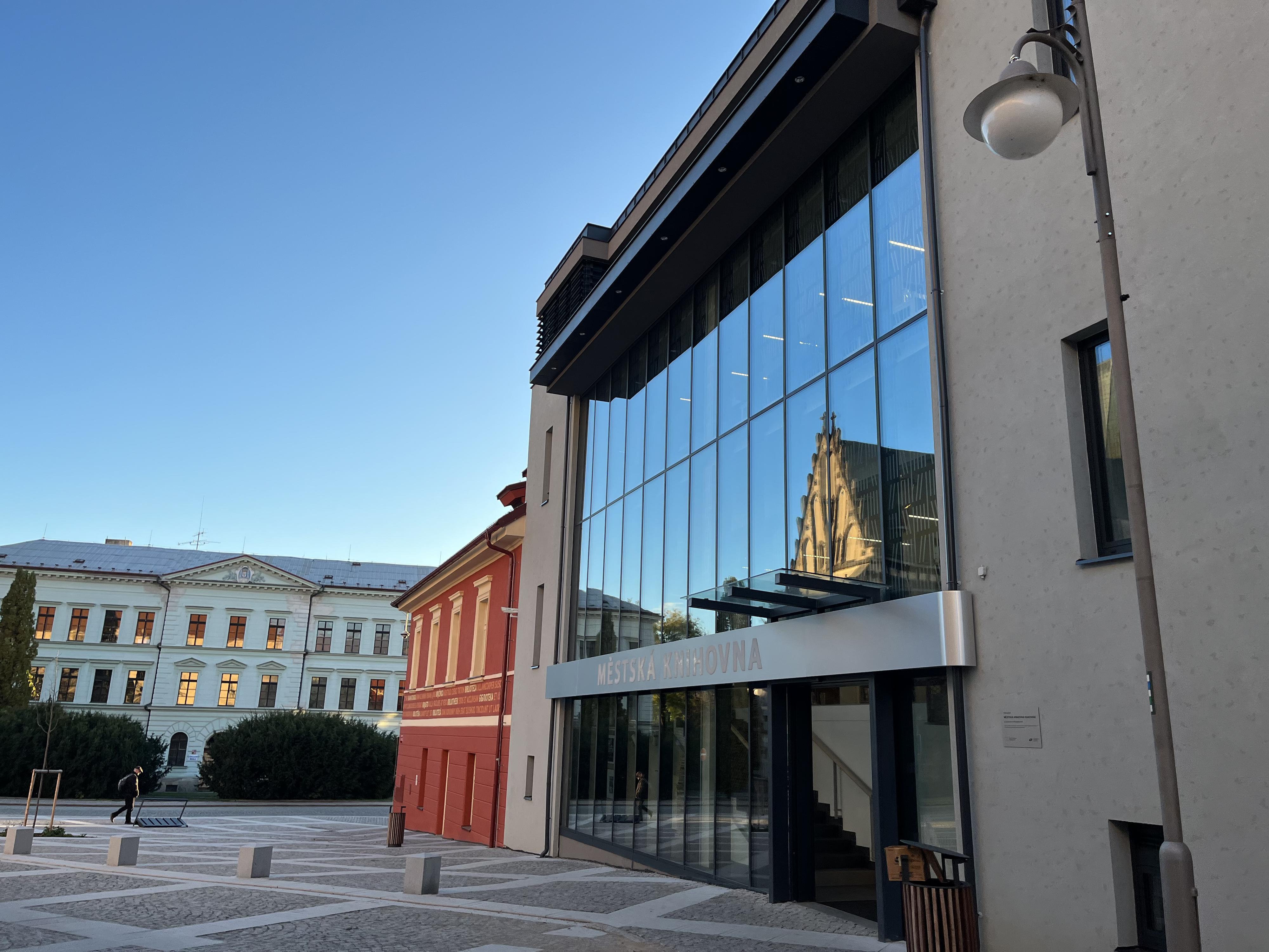 Městská knihovna Rakovník, příspěvková organizace foto 3