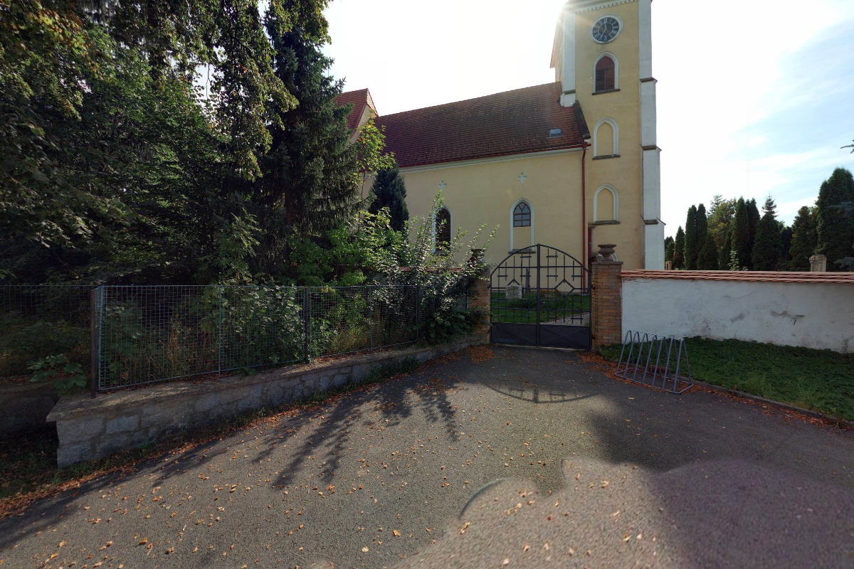 Římskokatolická farnost Kostelní Radouň