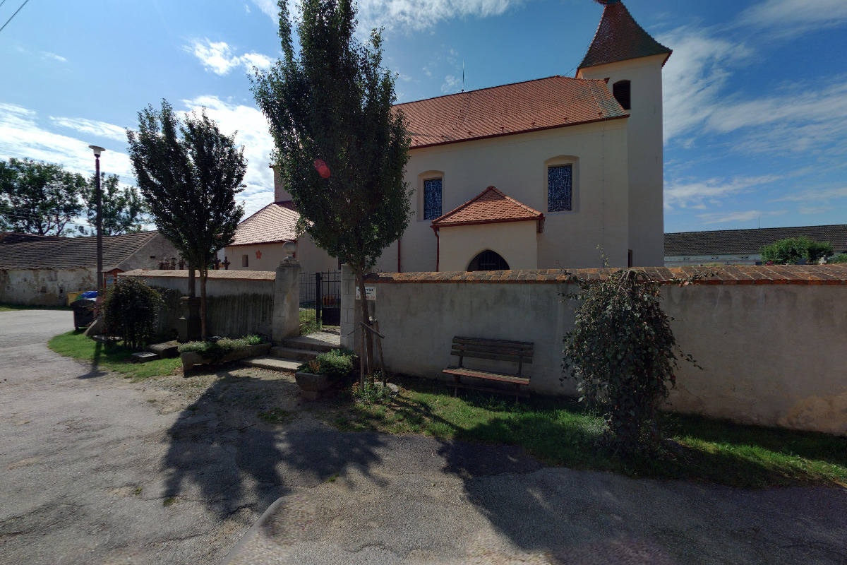 Římskokatolická farnost Strýčice foto 1