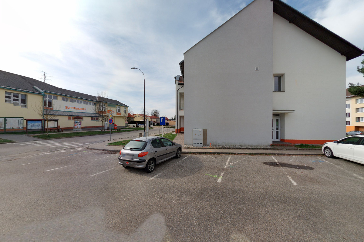 Nabíjecí stanice ČEZ foto 3