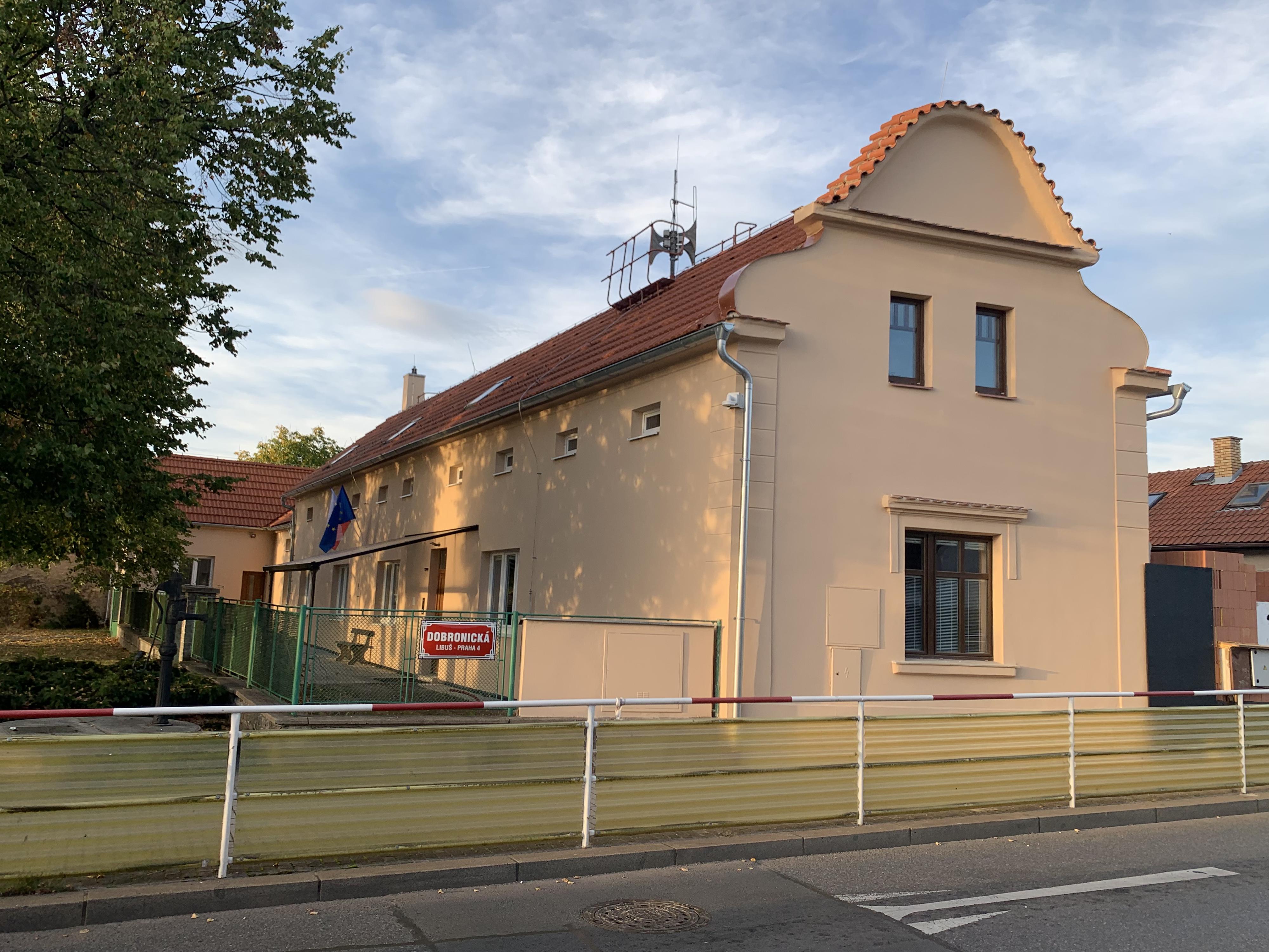 Úřad městské části Praha-Libuš foto 2