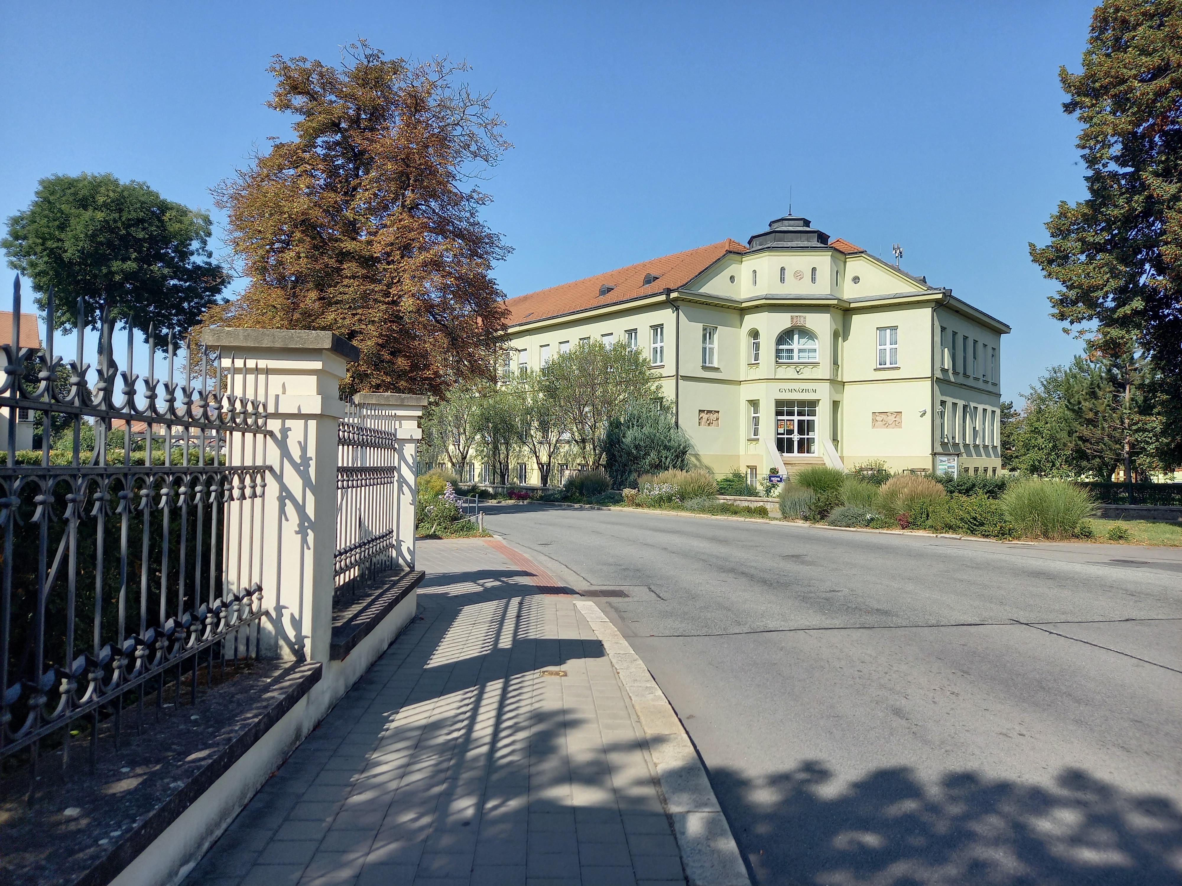 Gymnázium Židlochovice foto 2