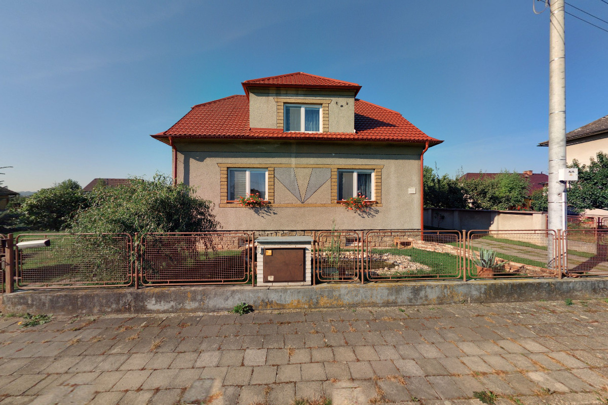 Kadeřnické a holičské práce - Jana Adamcová