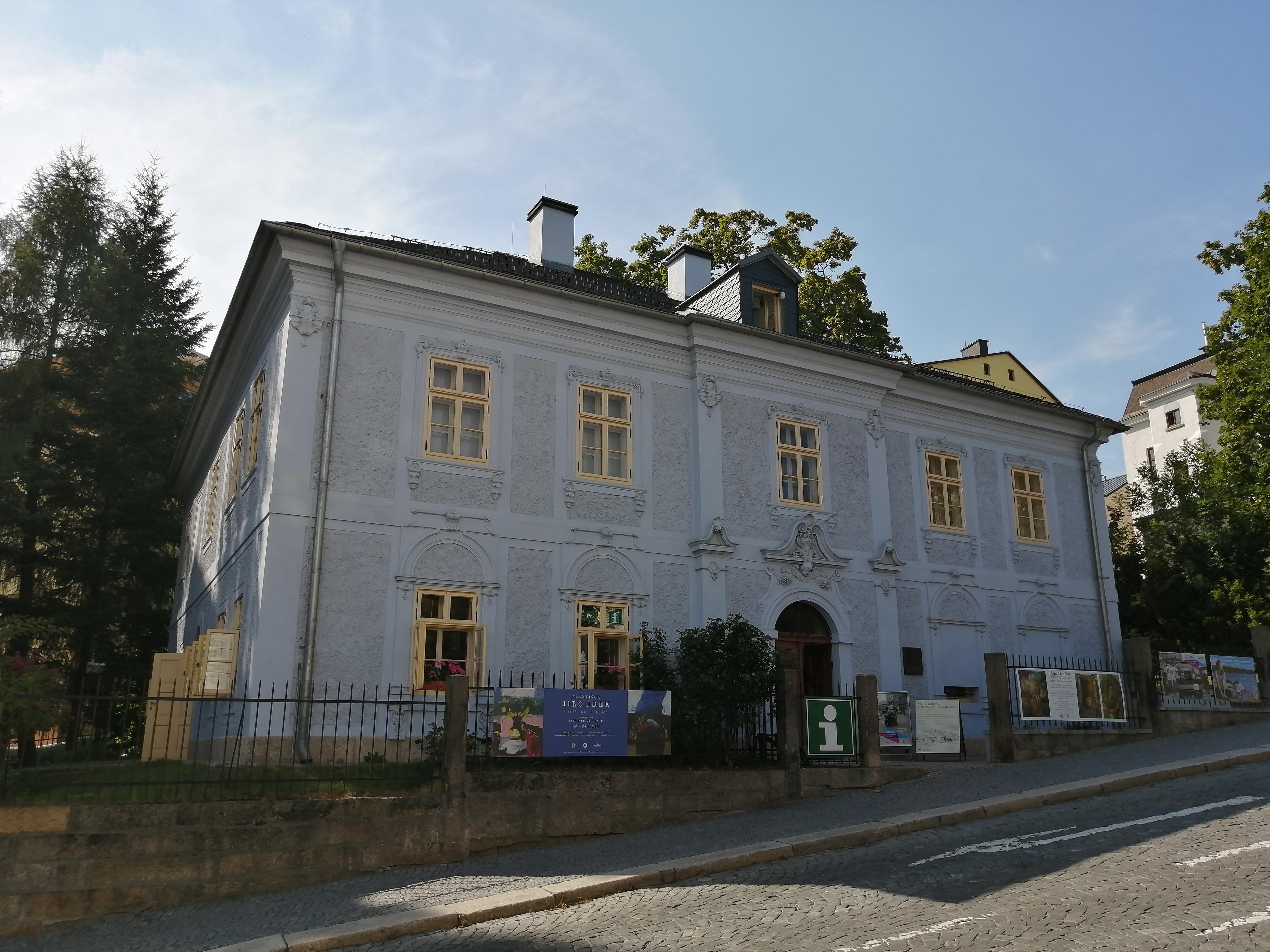 Dům Jany a Josefa V. Scheybalových foto 5