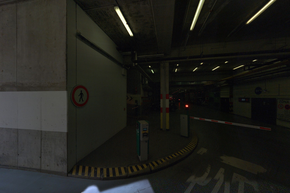 Euro Nails - Deluxe Spa