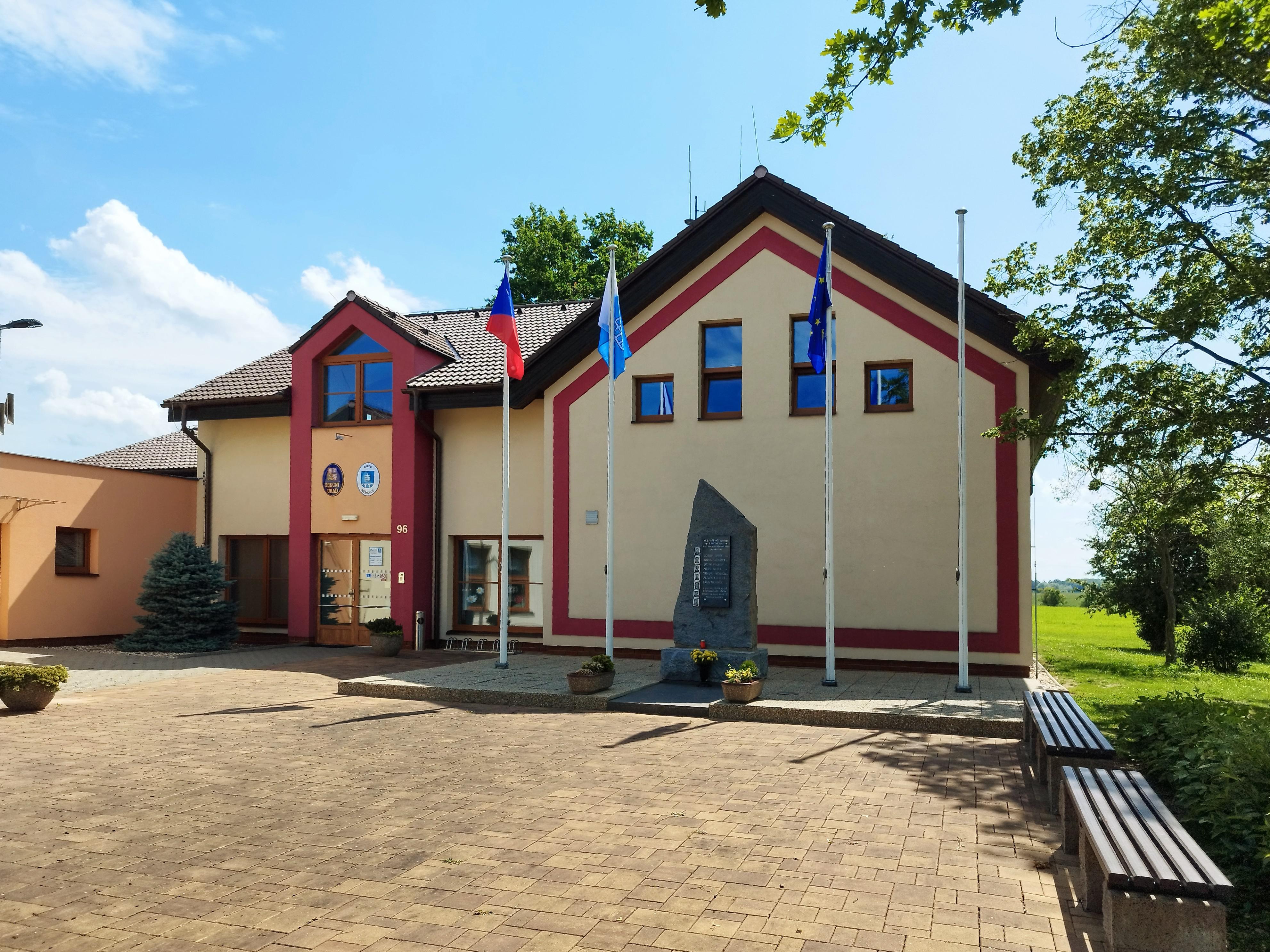 Němčice - obecní úřad foto 5