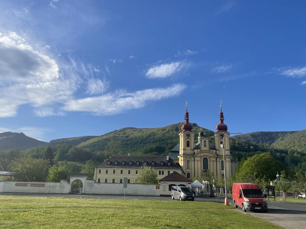 Klášter Hejnice - vzdělávací, konferenční a poutní dům foto 2