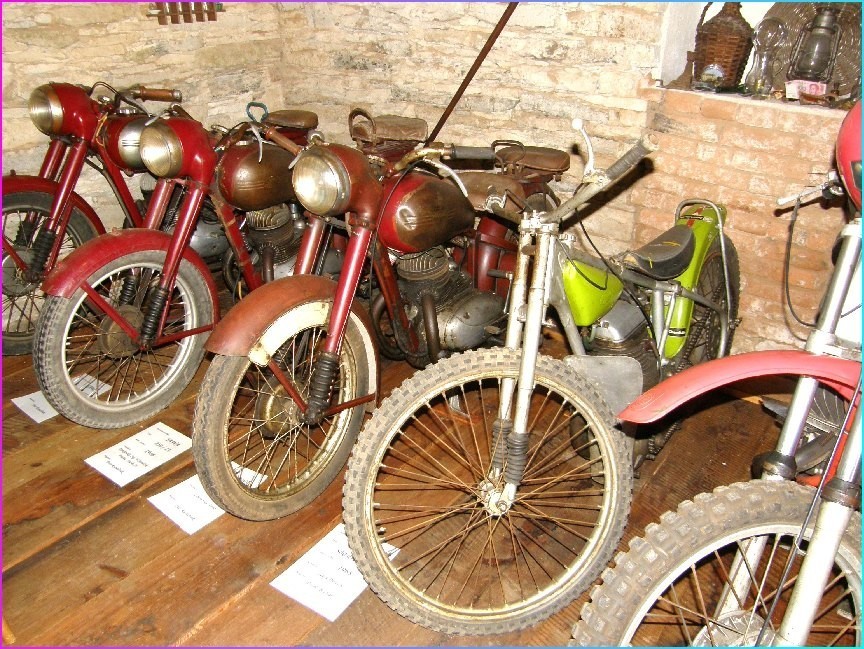 Muzeum Motocyklů a hraček Šestajovice foto 4