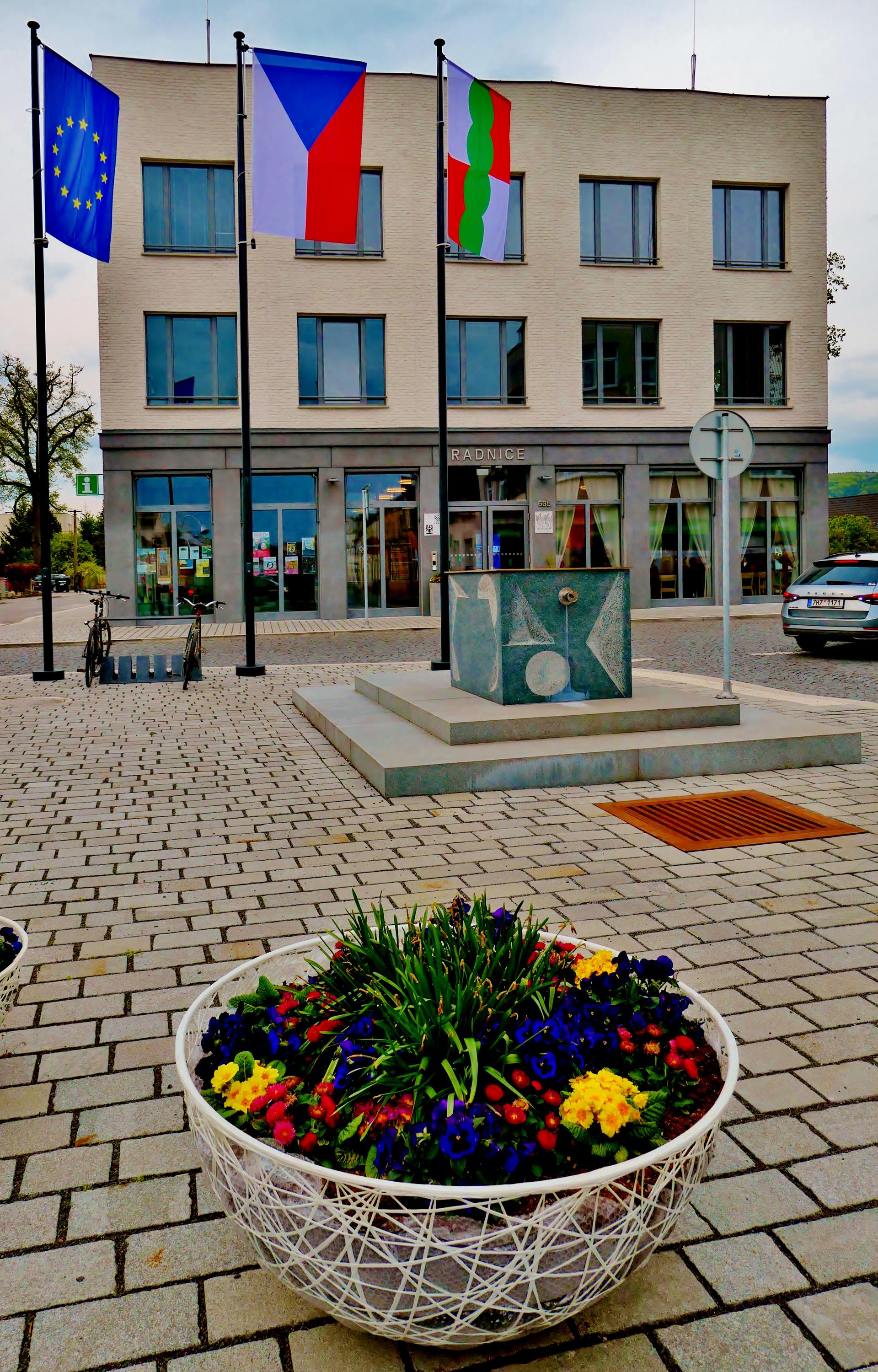 Městský úřad Lázně Bělohrad foto 3