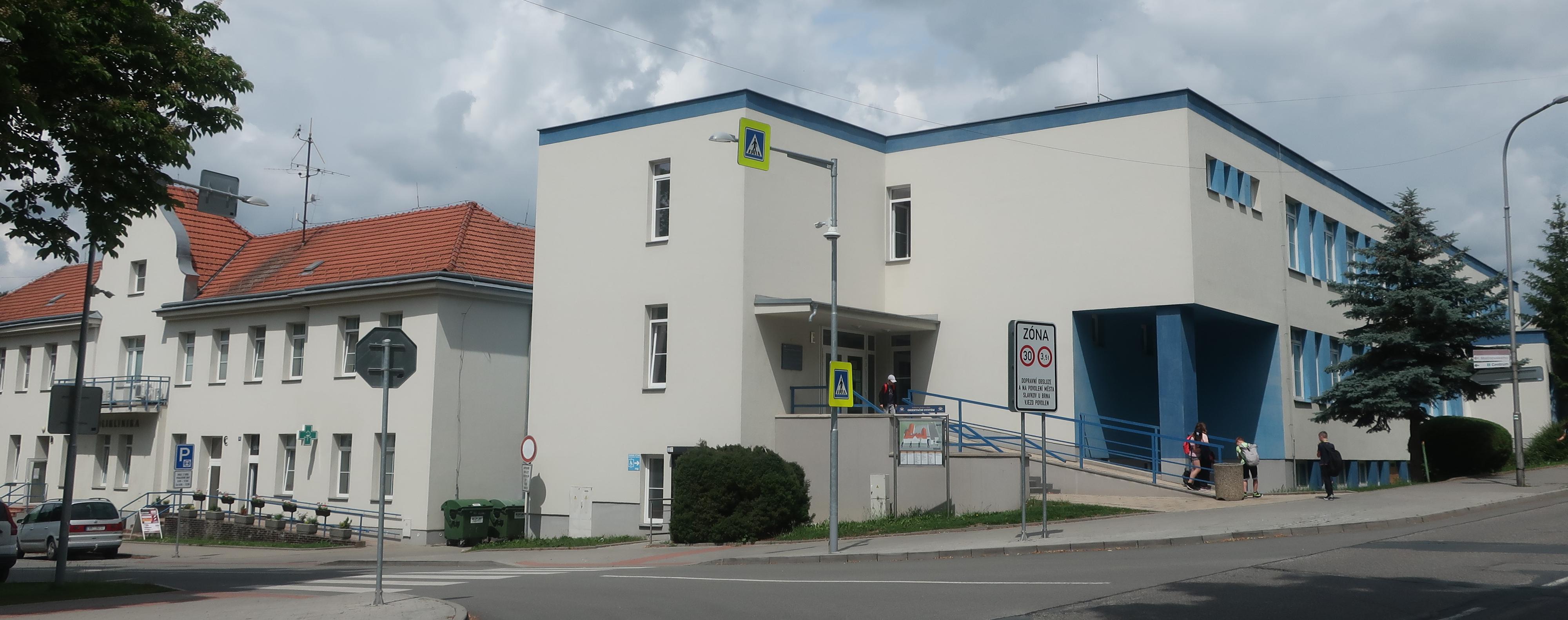 Poliklinika Slavkov u Brna foto 2