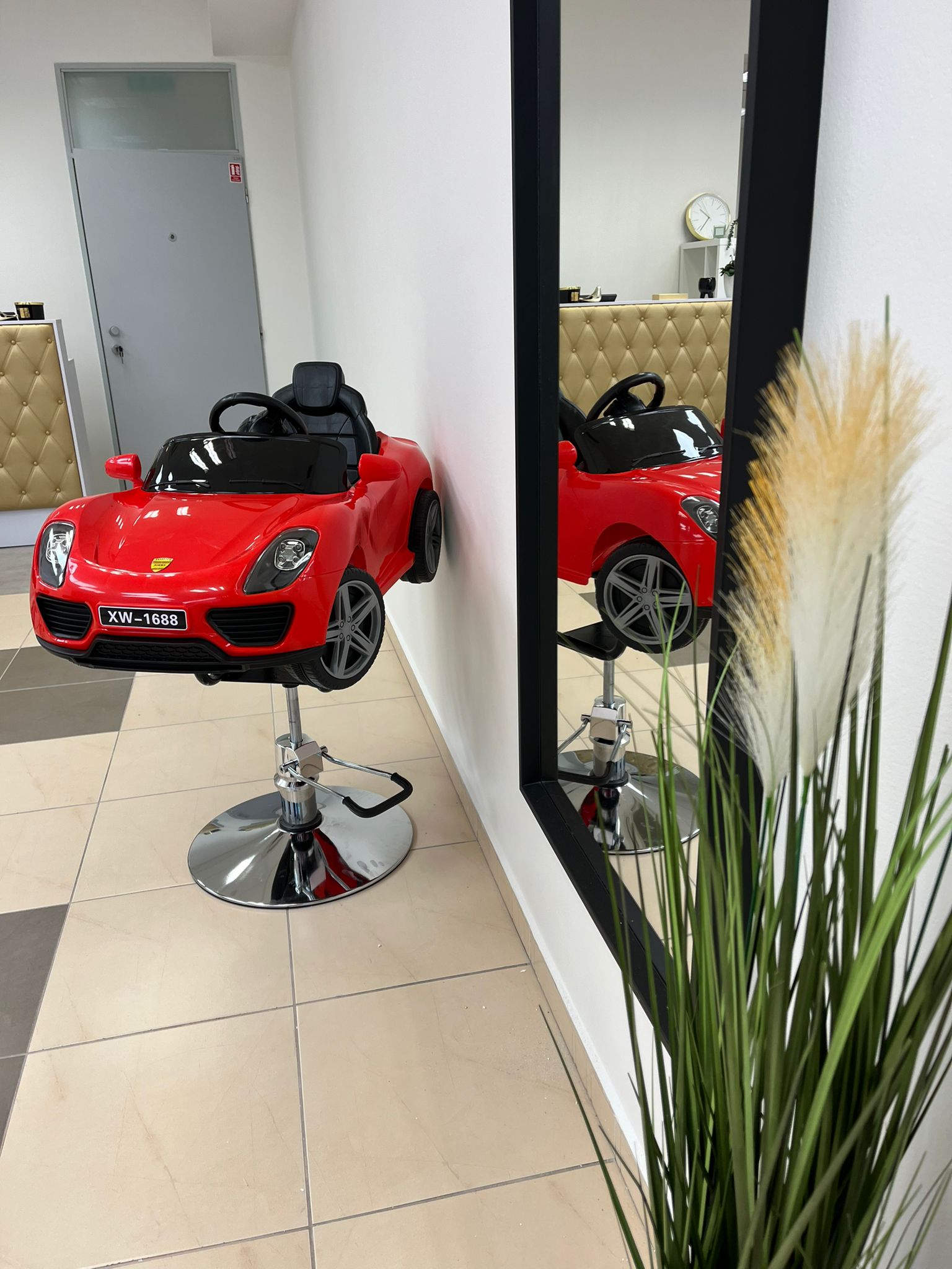 CUT&GO Kadeřnictví Brno Slatina foto 3