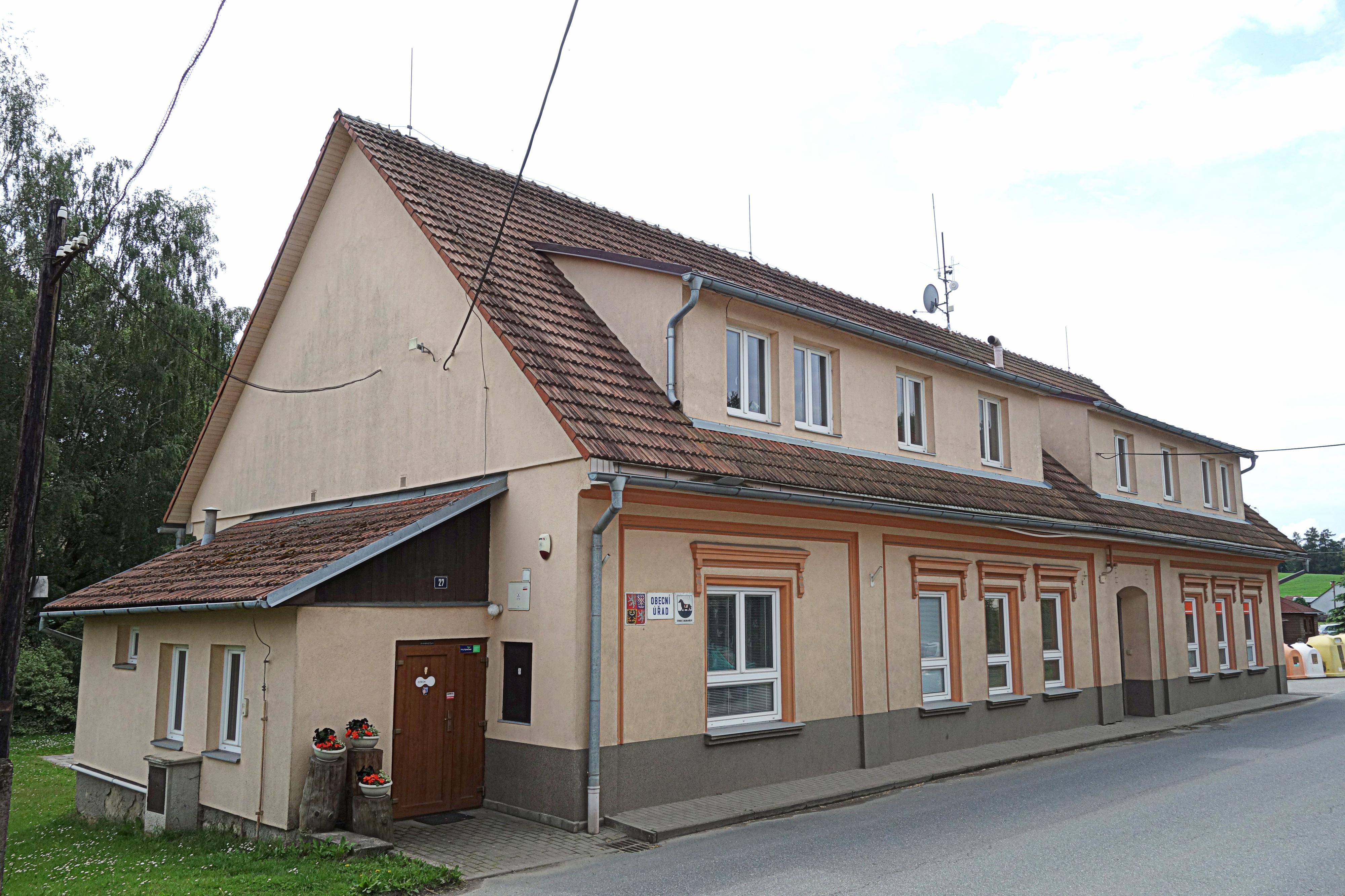 Mirošov - obecní úřad