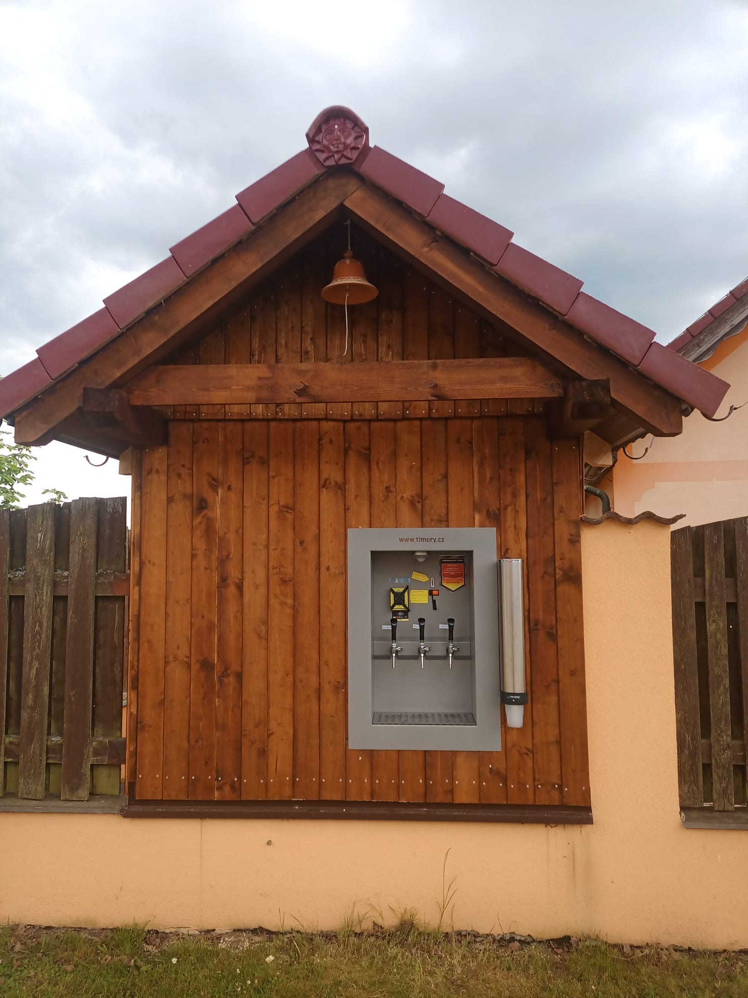 Nápojový automat foto 2