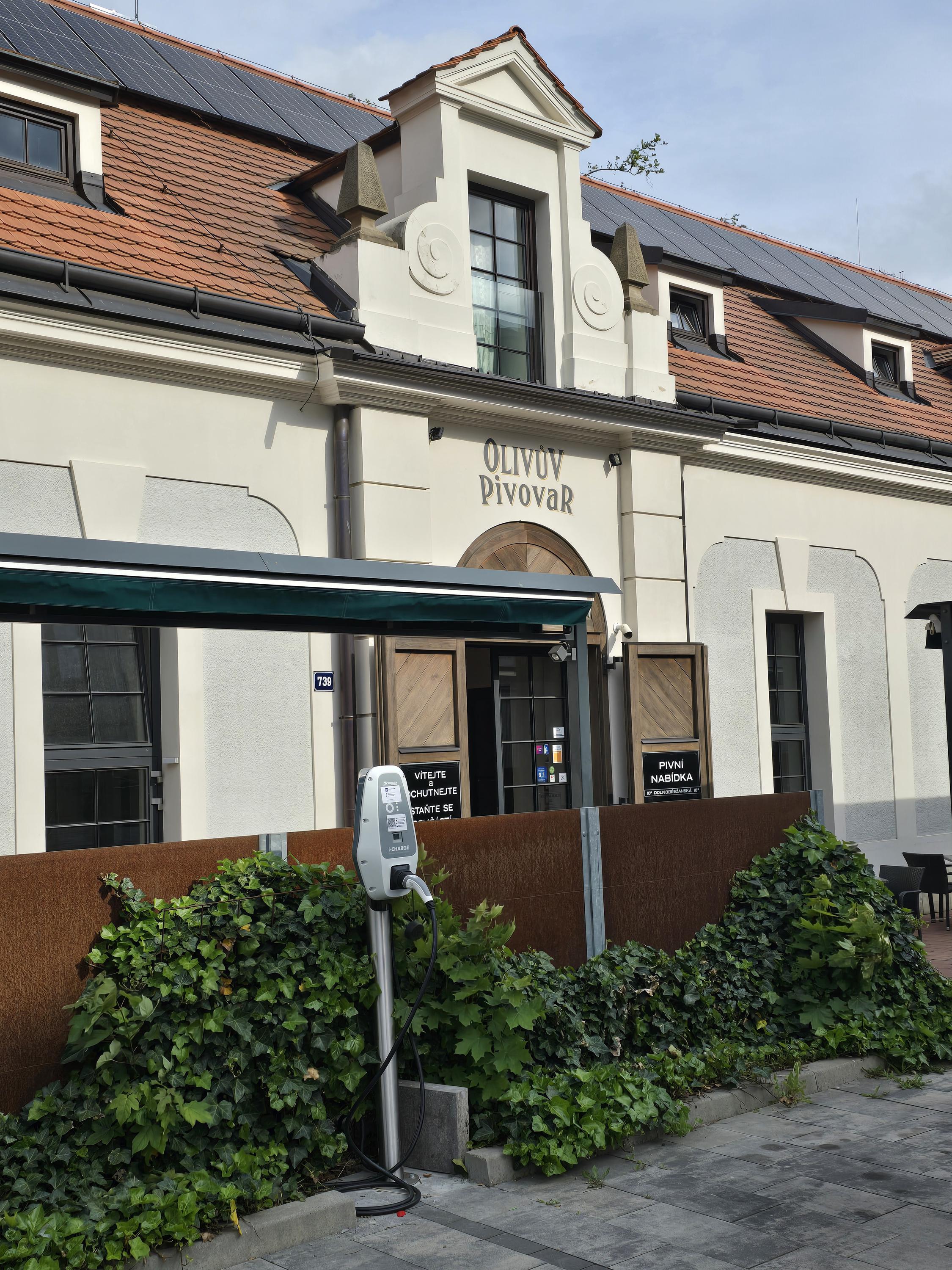 Olivův Pivovar - nabíjecí stanice foto 3