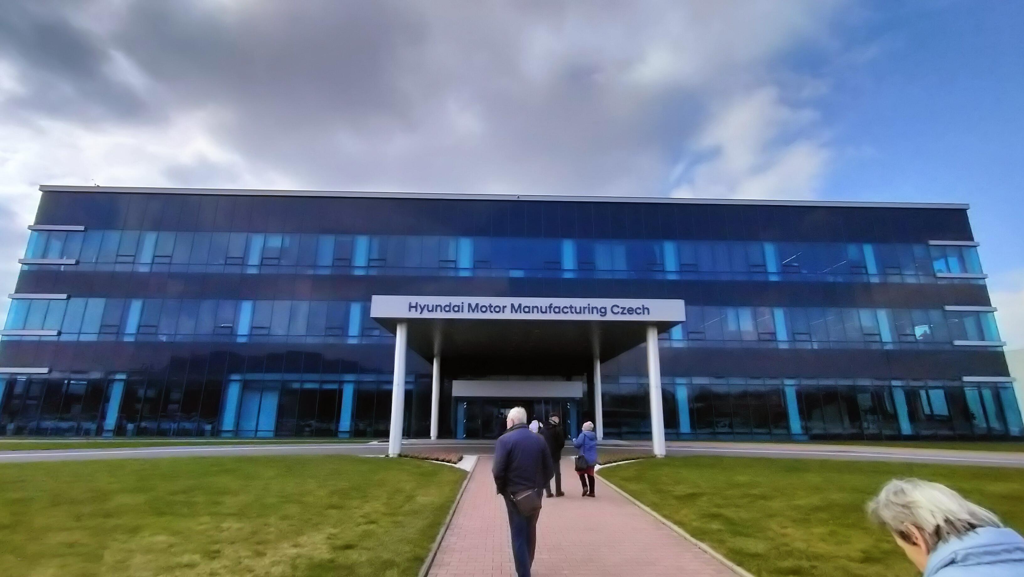 Bufet Hyundai 1 foto 3