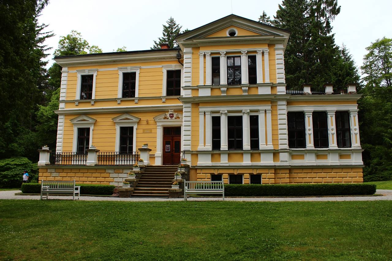 Památník Antonína Dvořáka ve Vysoké u Příbrami foto 5