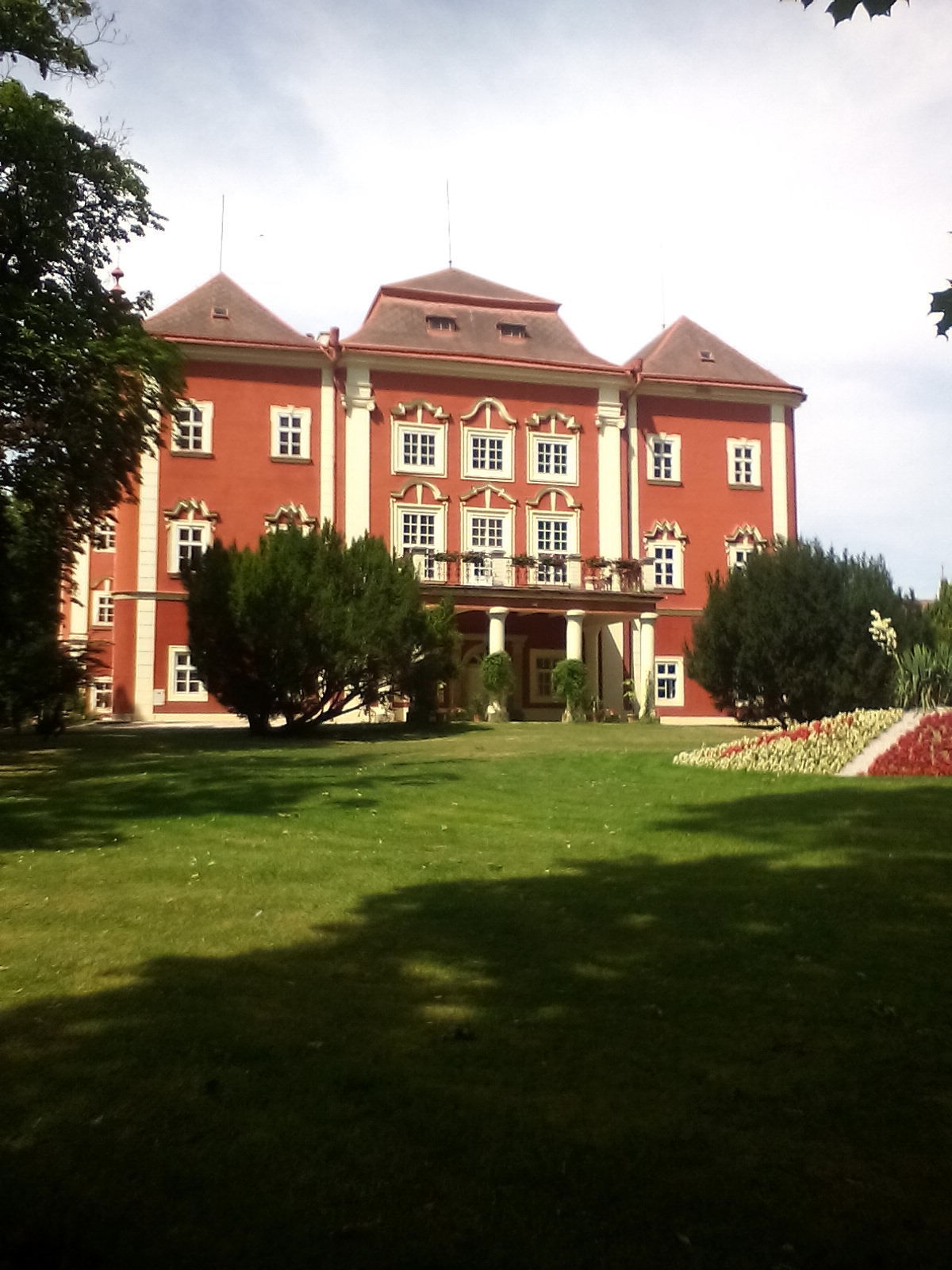 Barokní zámek Dětenice foto 3