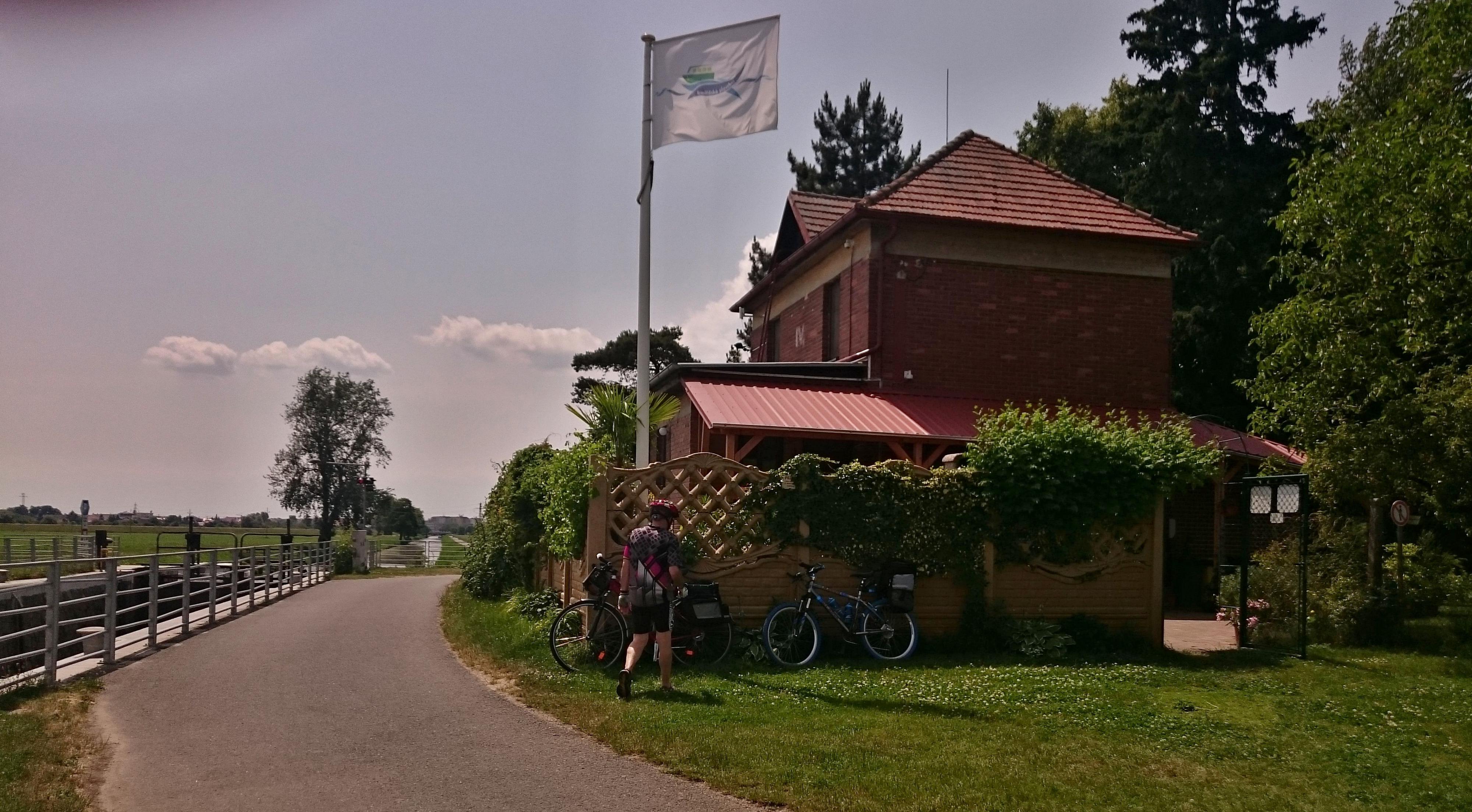 Plavební komora Huštěnovice foto 1