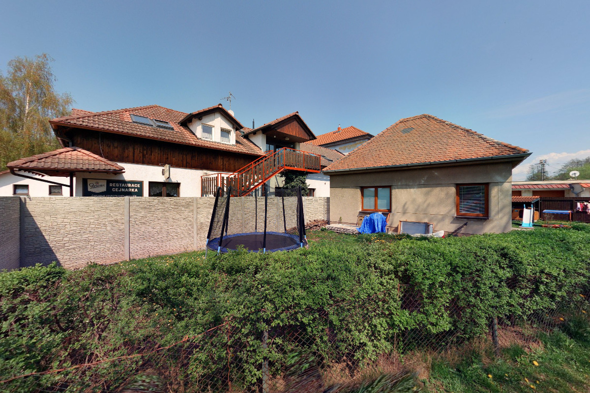 Restaurace Cejnarka - Dobíjecí stanice pro elektrokola