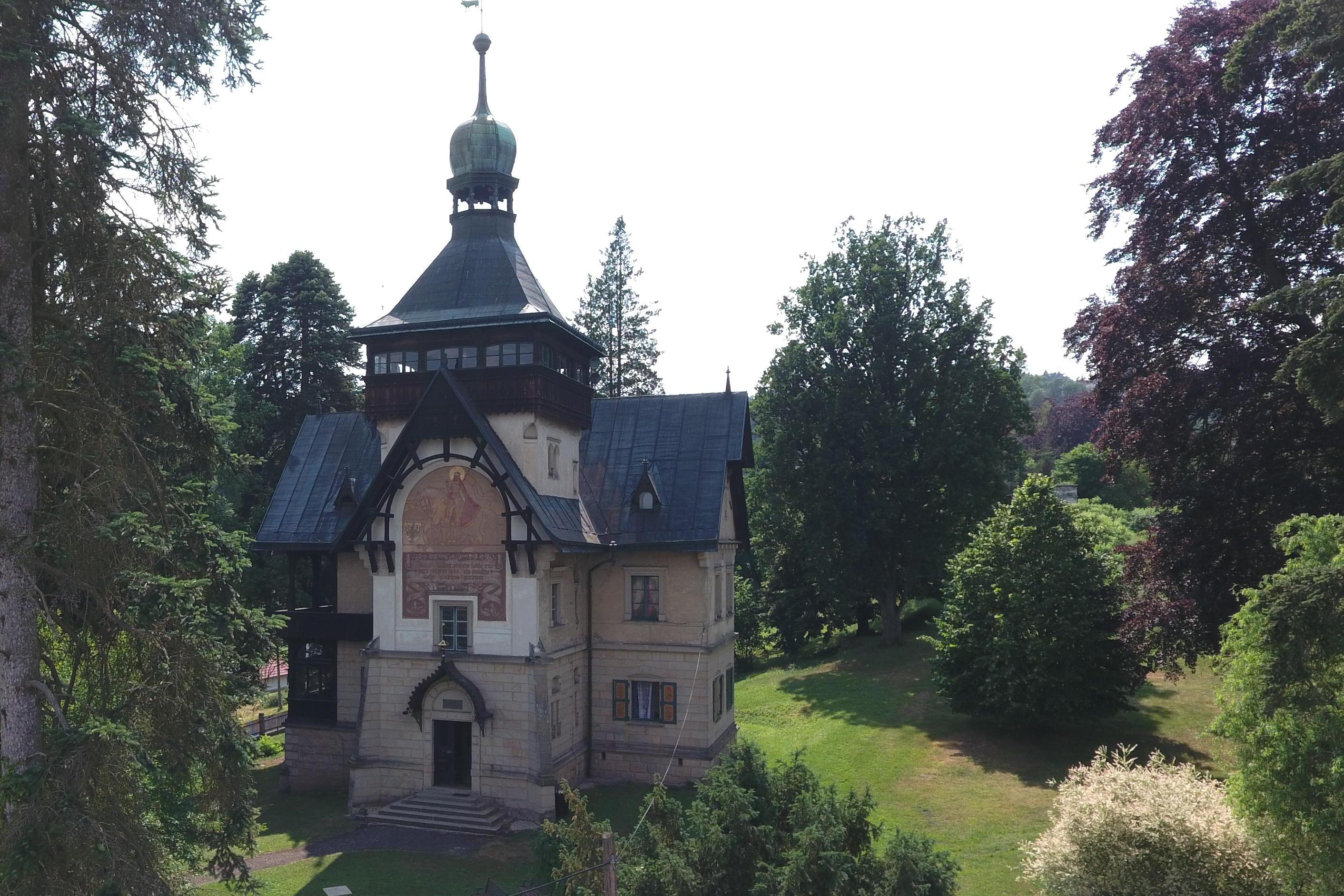 Hrubá Skála - obecní úřad