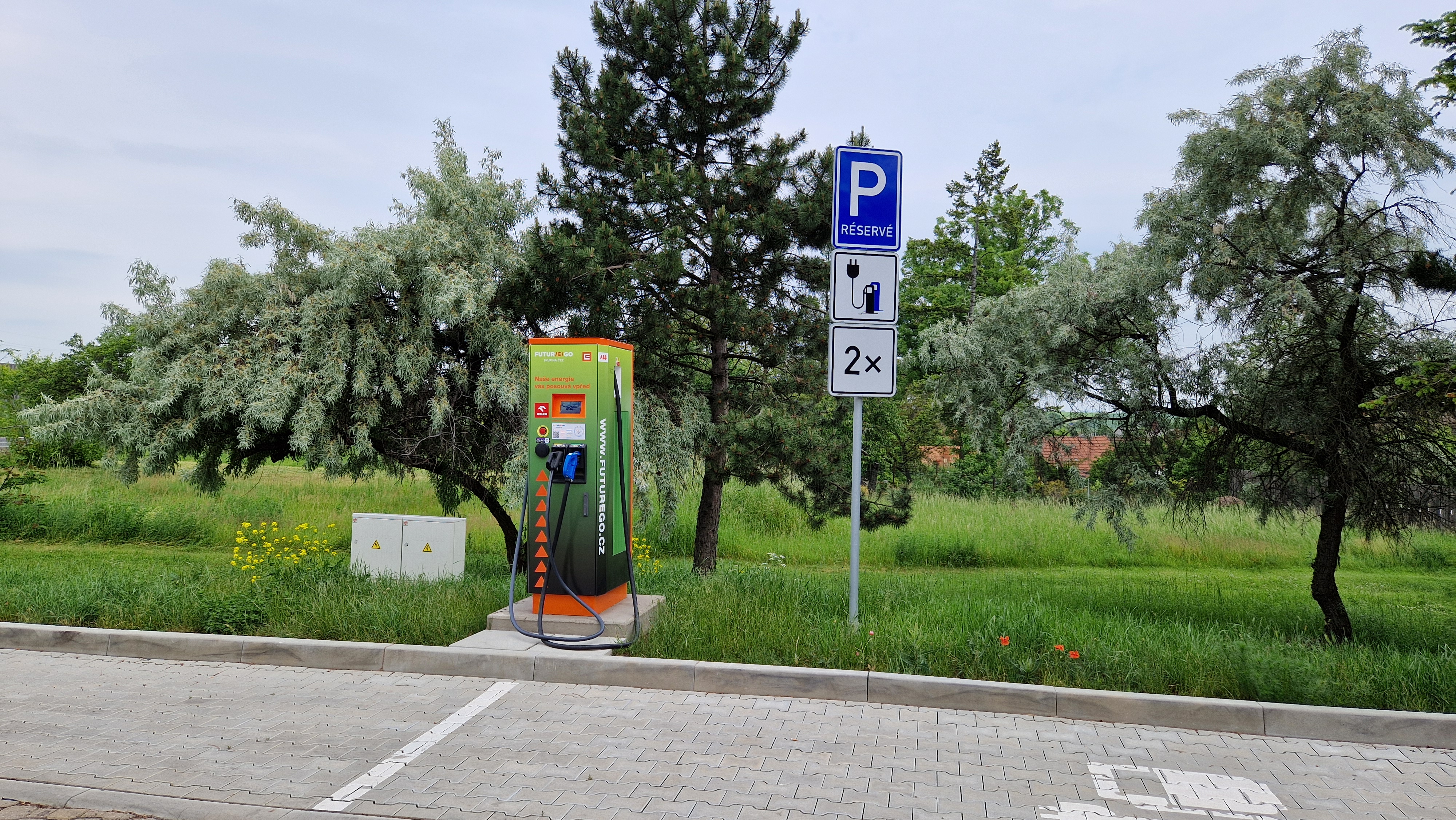 Nabíjecí stanice ČEZ