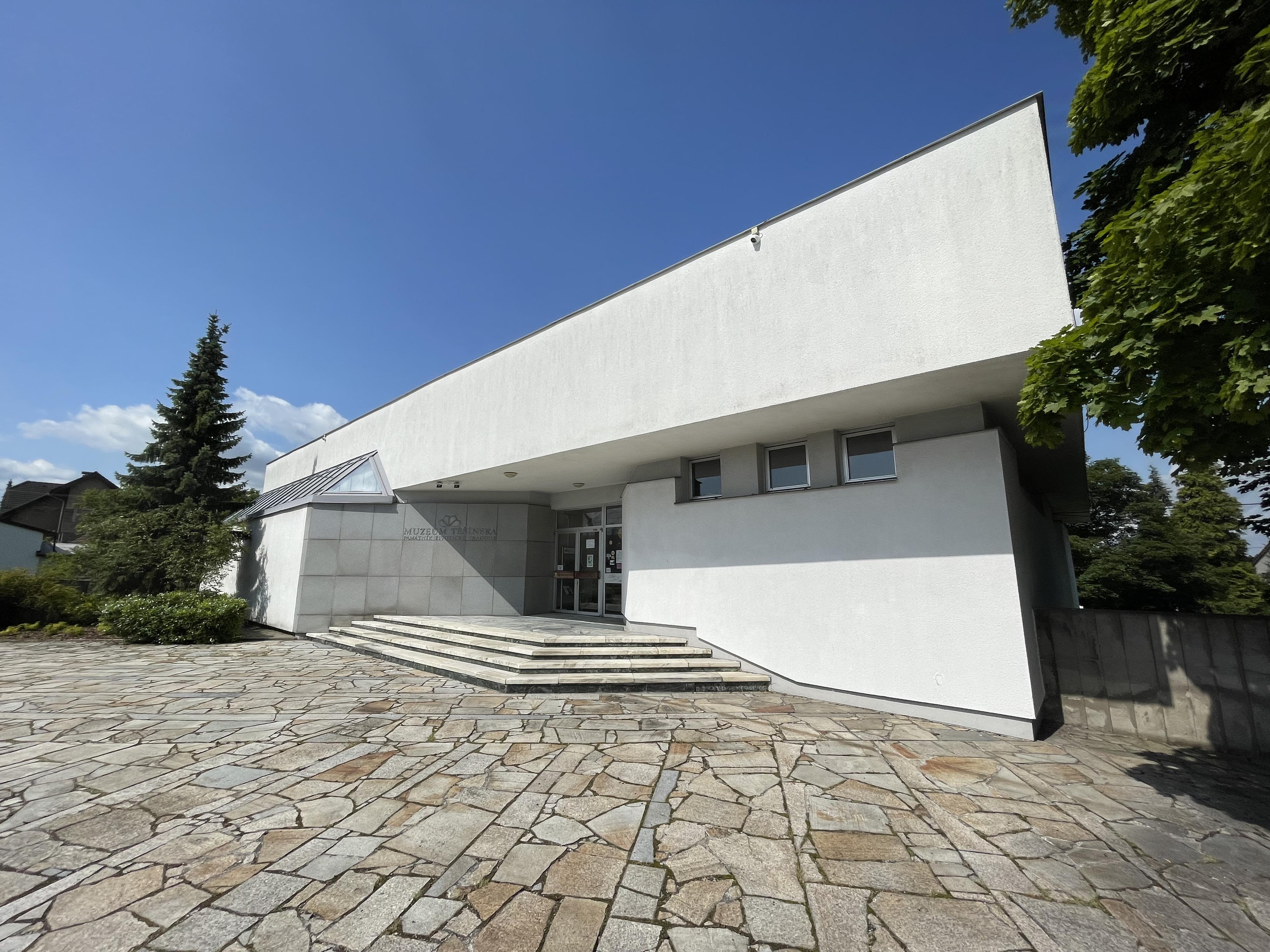 Památník životické tragédie foto 5