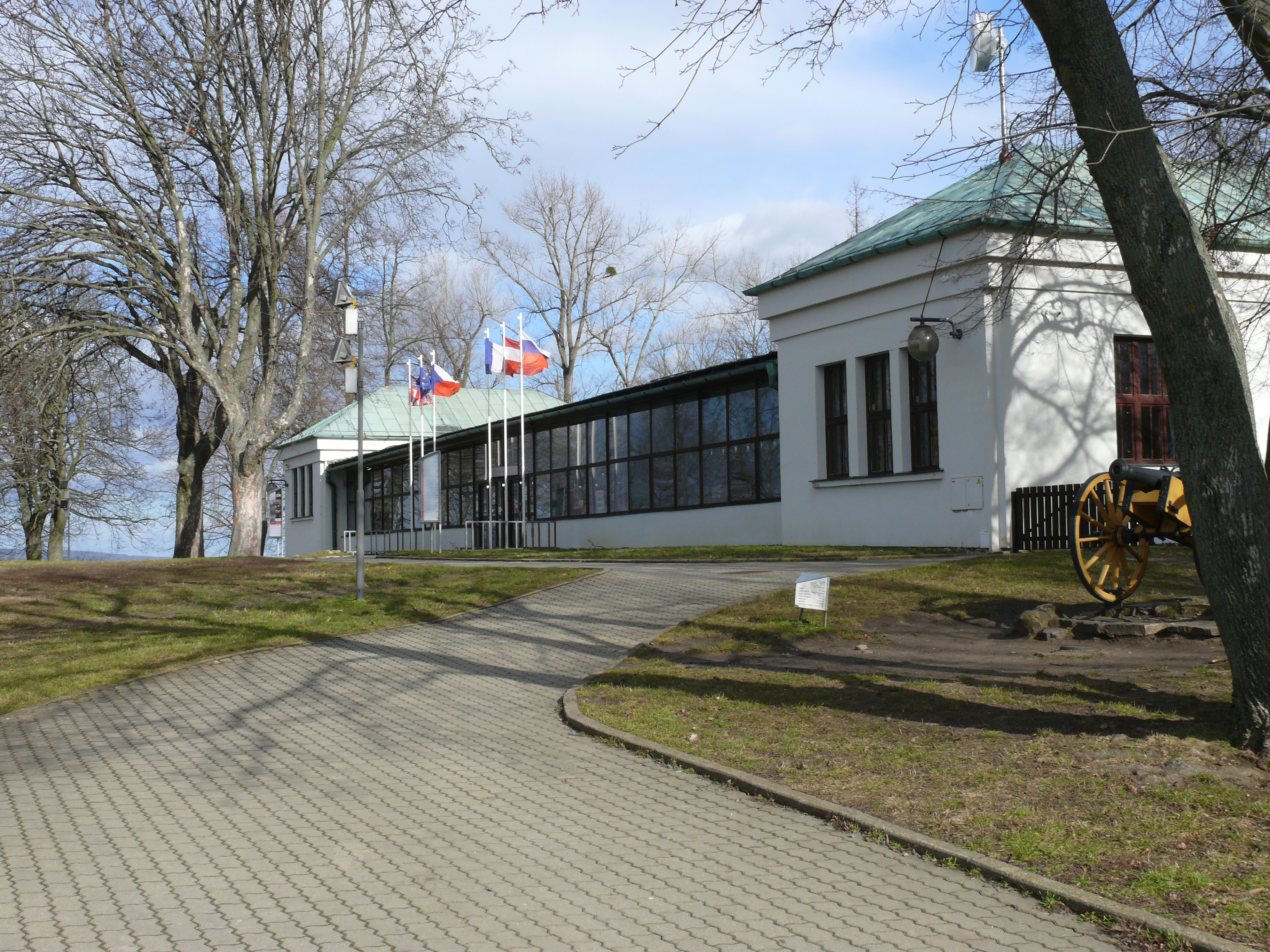 Památník Mohyla míru foto 6