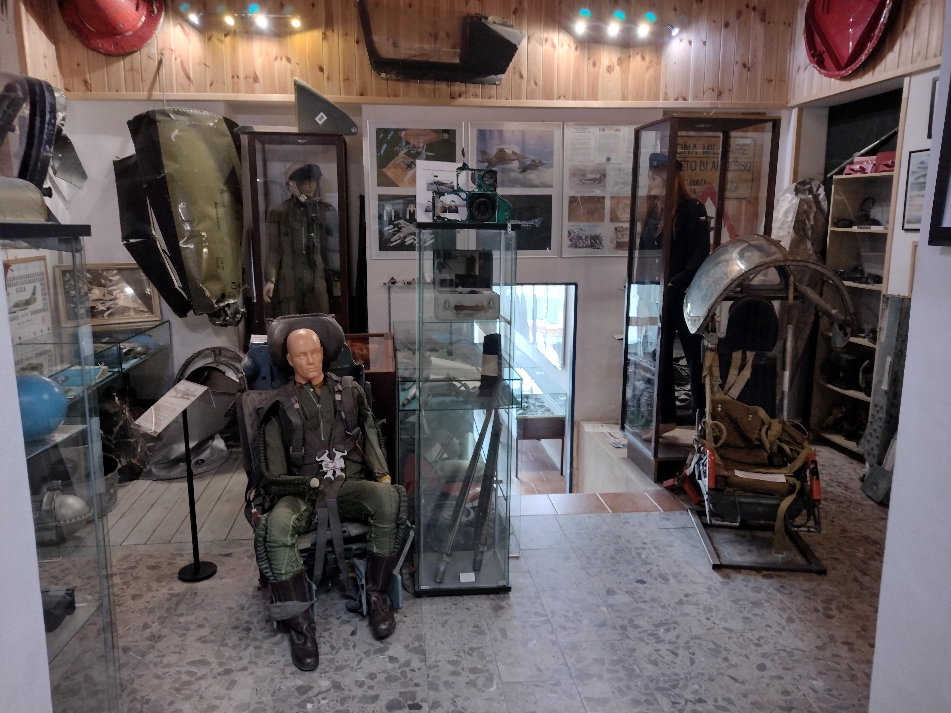 Letecké muzeum Deštná foto 6