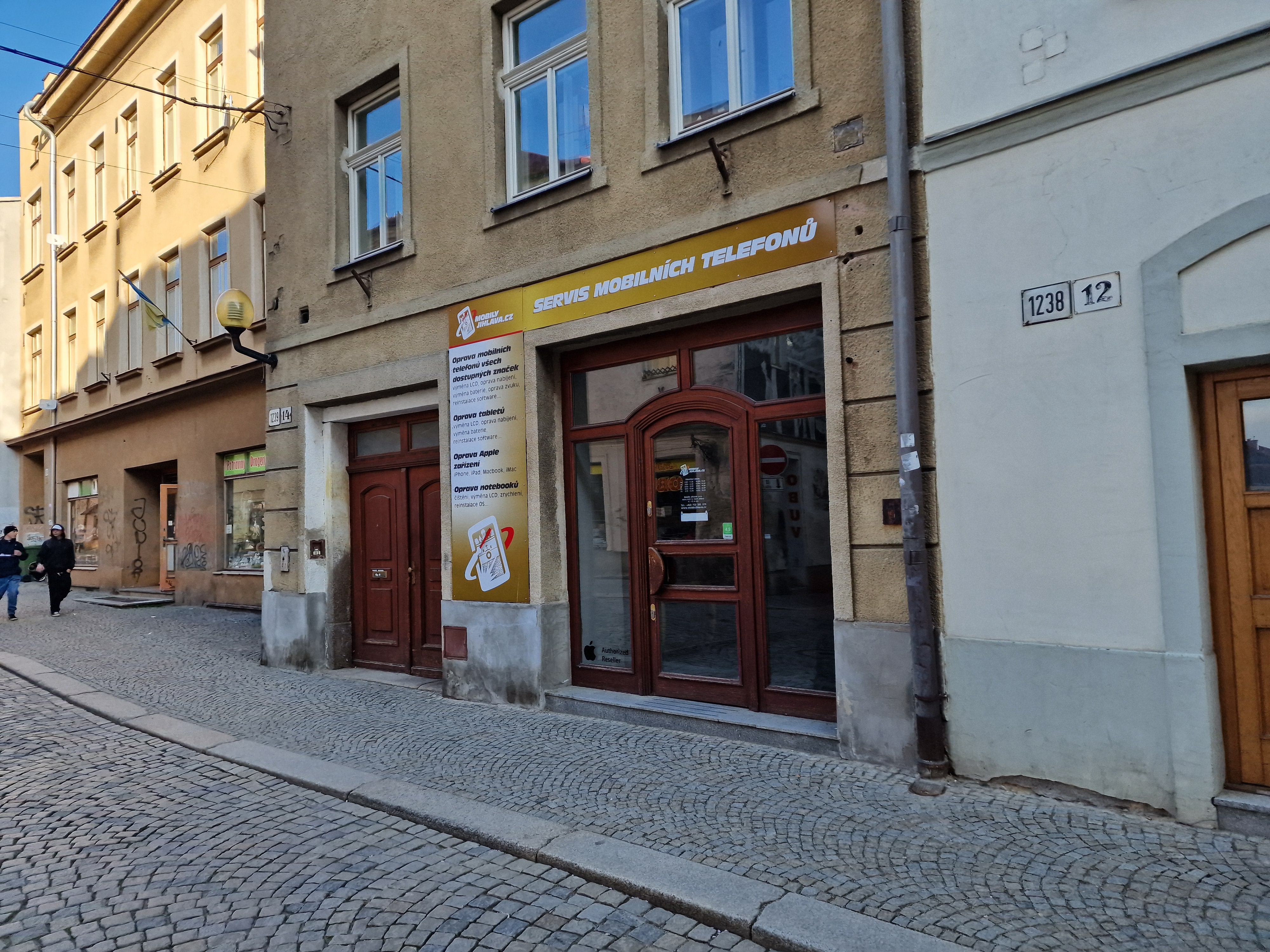 MOBILY JIHLAVA foto 2