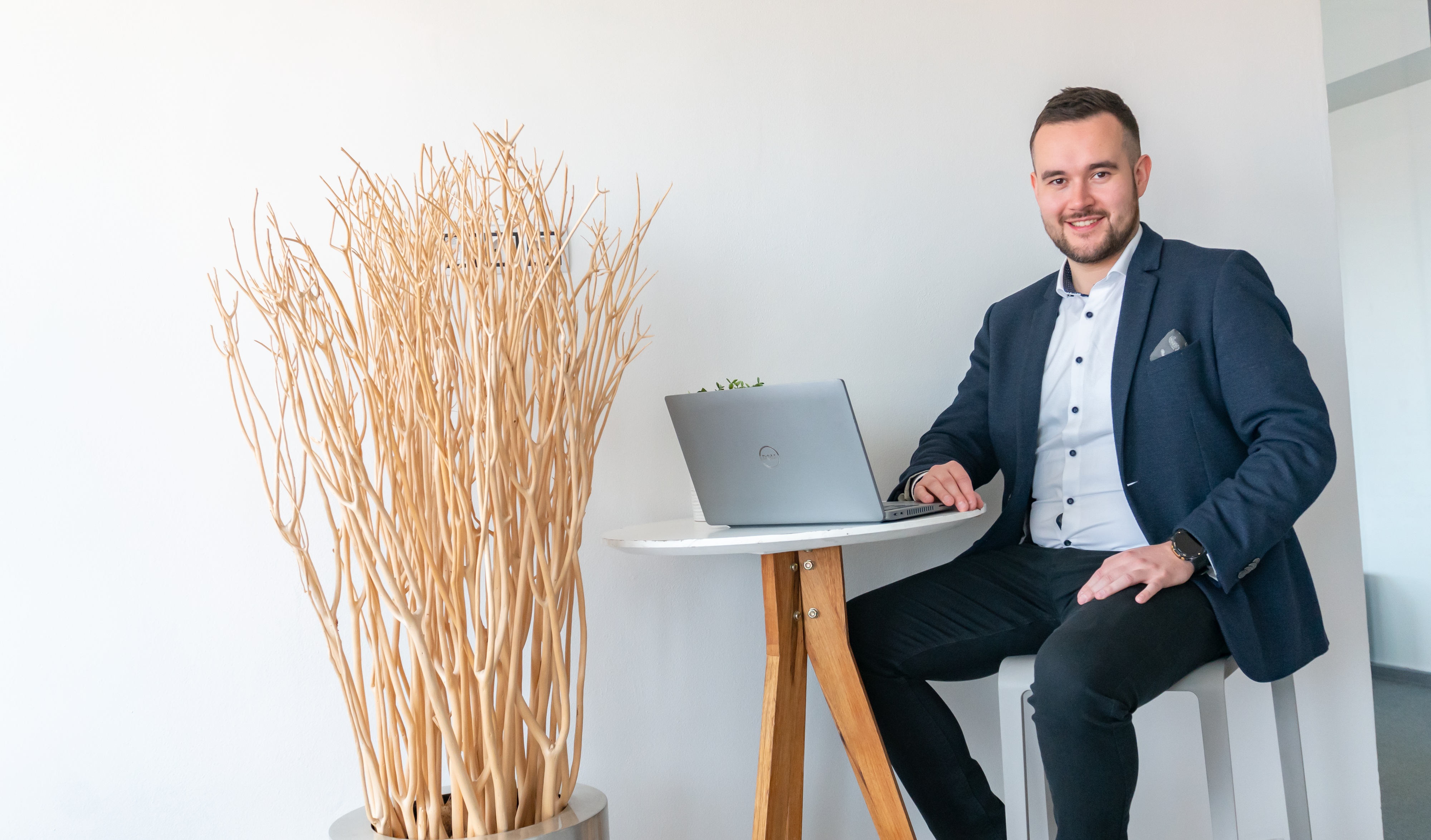 Jiří Houfek, EFA - finanční a hypoteční poradce foto 2