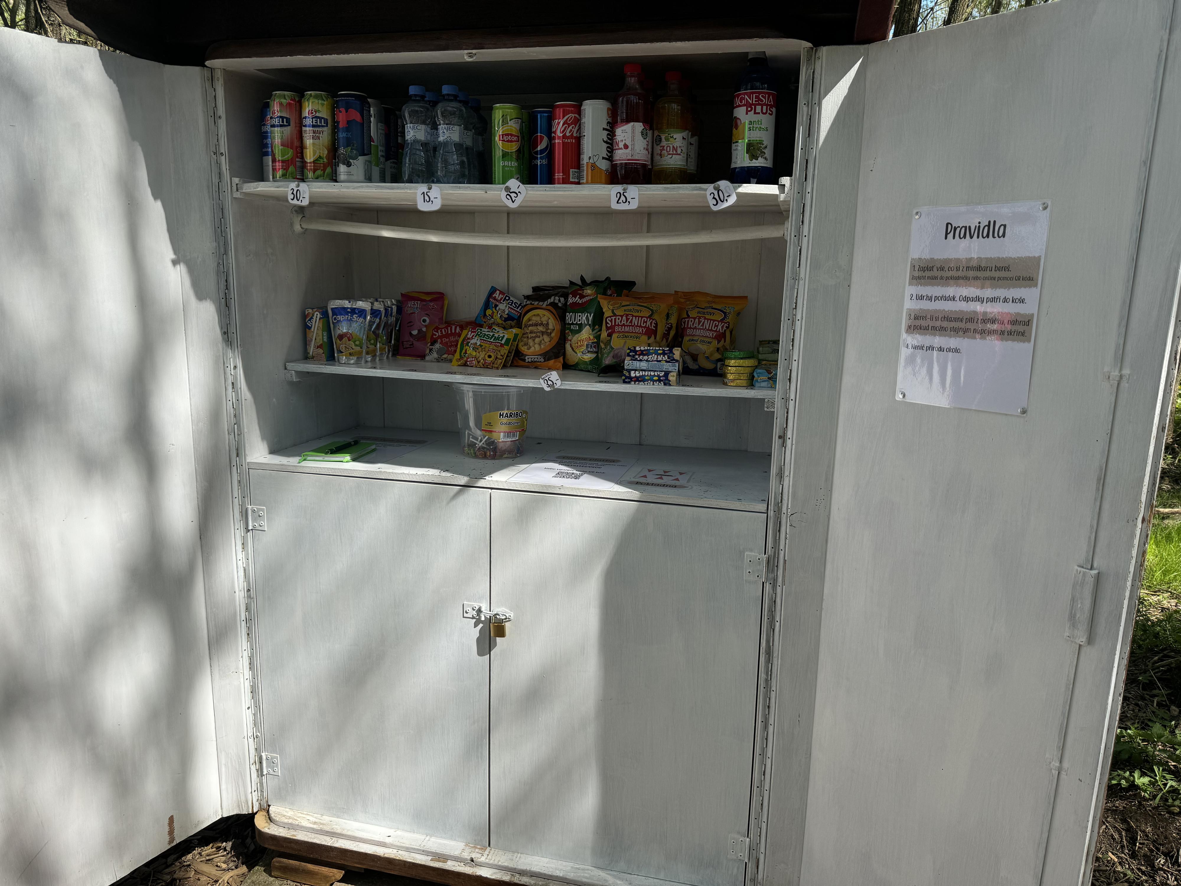 Třídvorský minibar & Bar U Františka foto 3