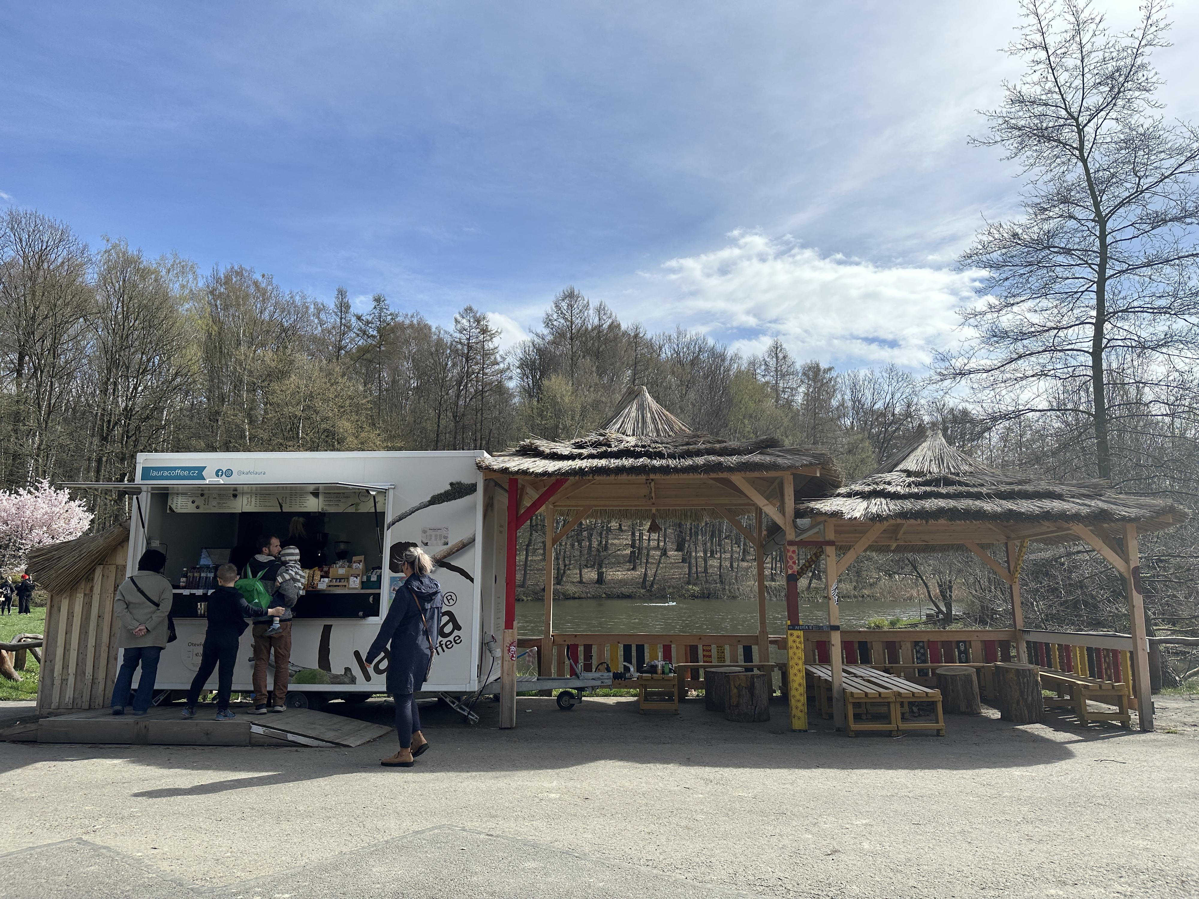 Laura Coffee - kafeZOO Afrika foto 2